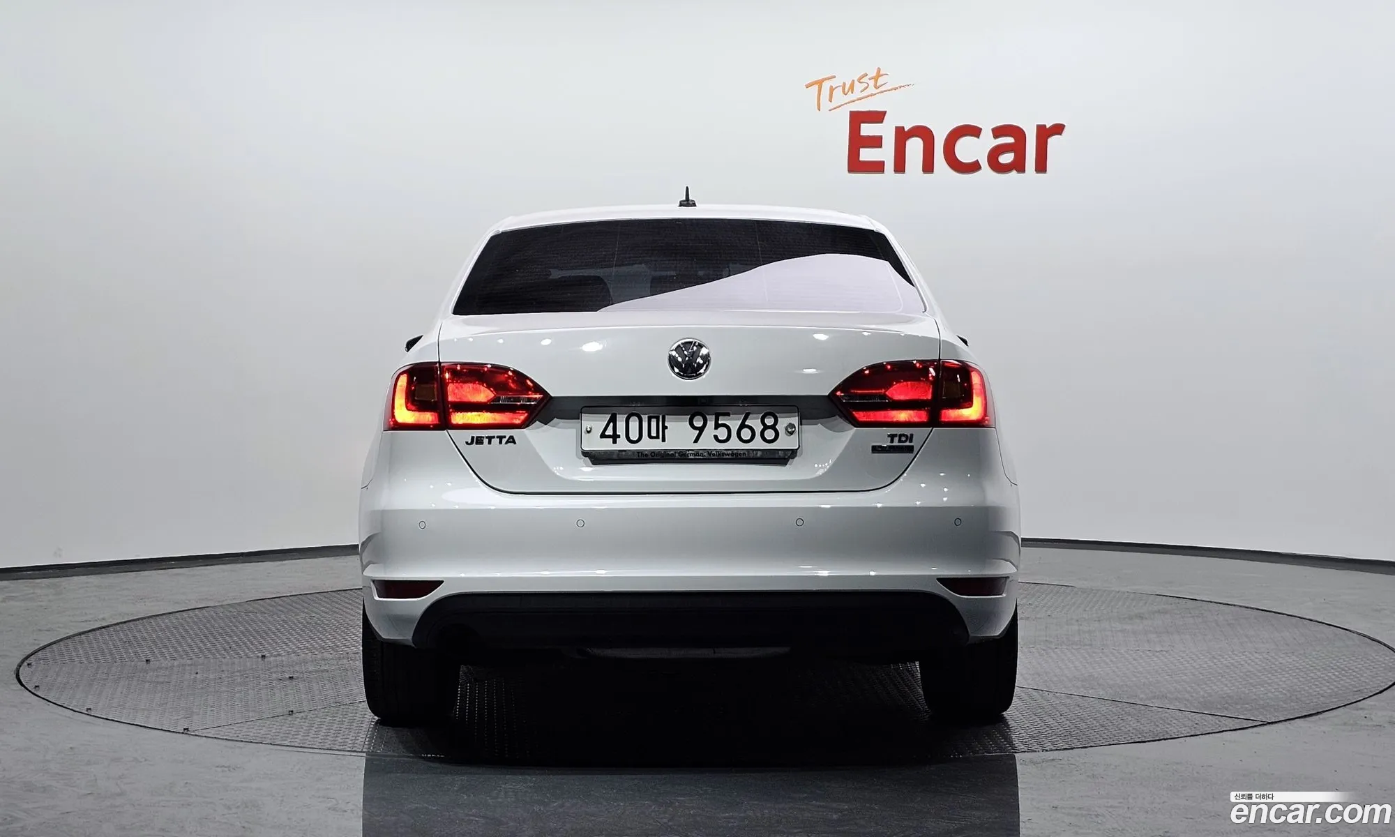 Volkswagen Jetta 16 Tdi Bluemotion 2014 - фотография 4902729