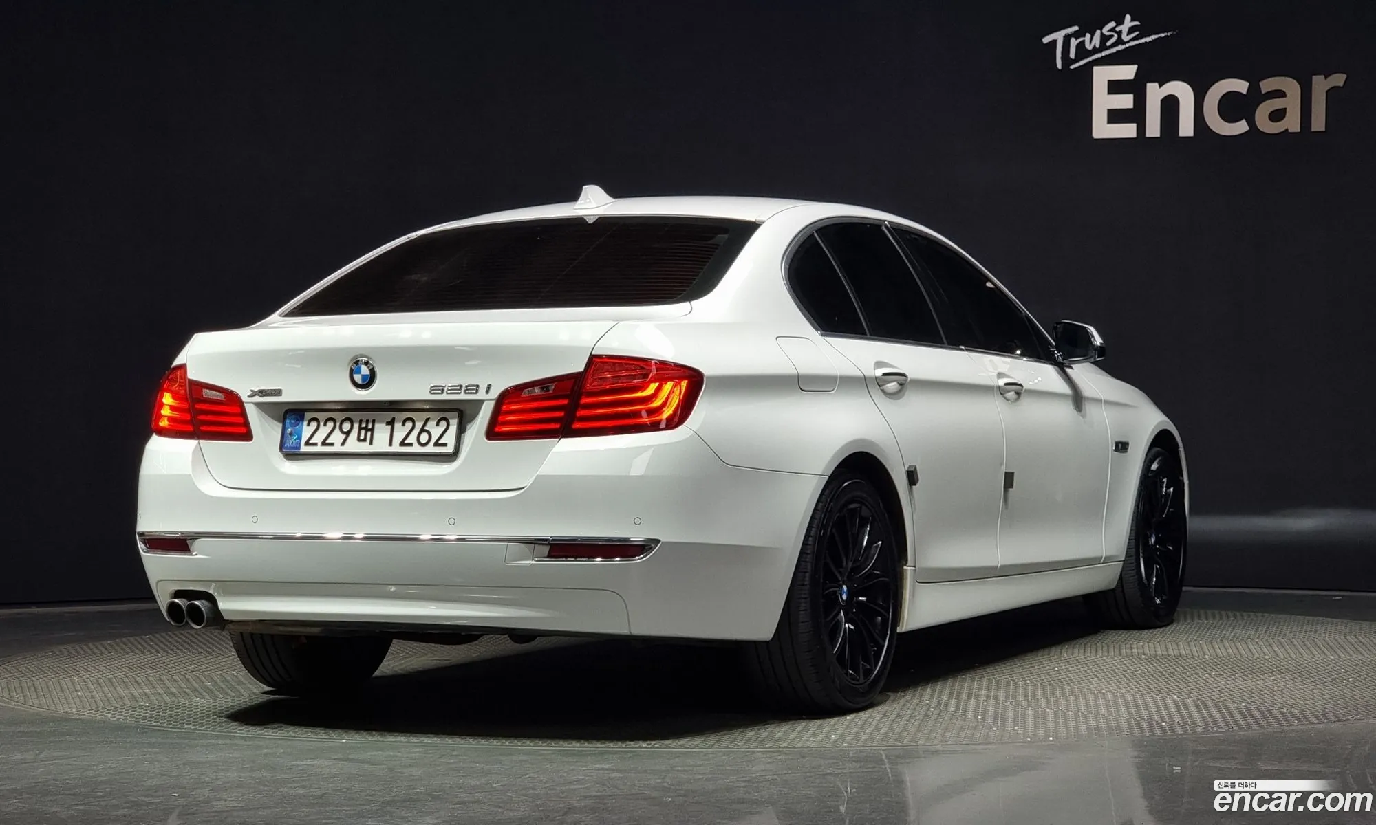 BMW 5Er Vi F10F11F07 528I xDrive Luxury 2014 - фотография 333522