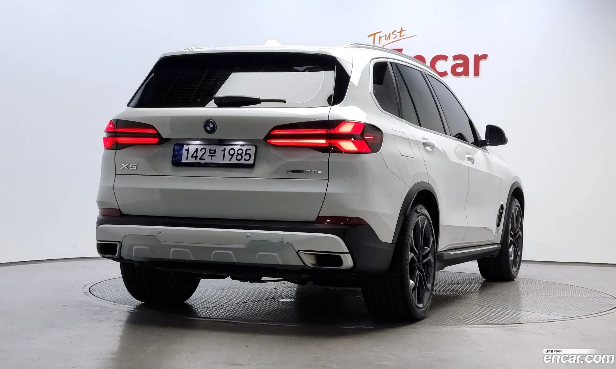 BMW X5 xDrive 50E Xline 2024 - фотография 12860888