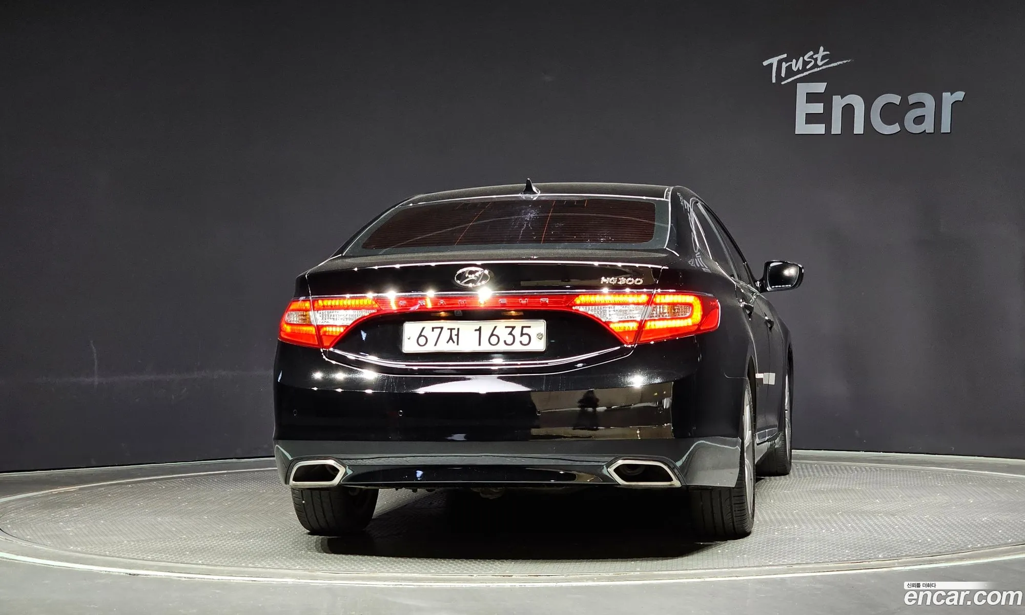 Hyundai Grandeur V Hg240 Modern 2015 - фотография 14336087