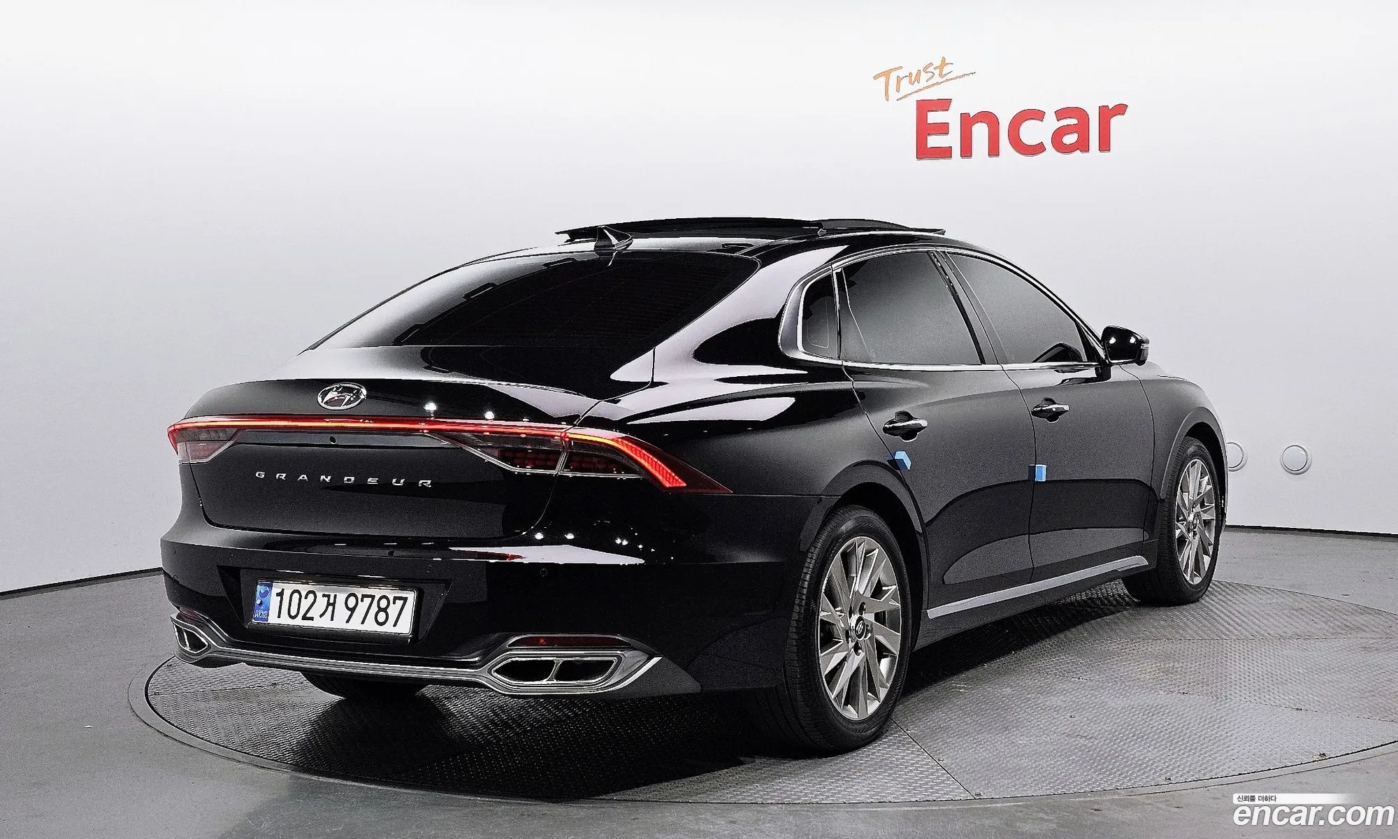 Hyundai Grandeur Vi Calligraphy 2021 - фотография 12060846