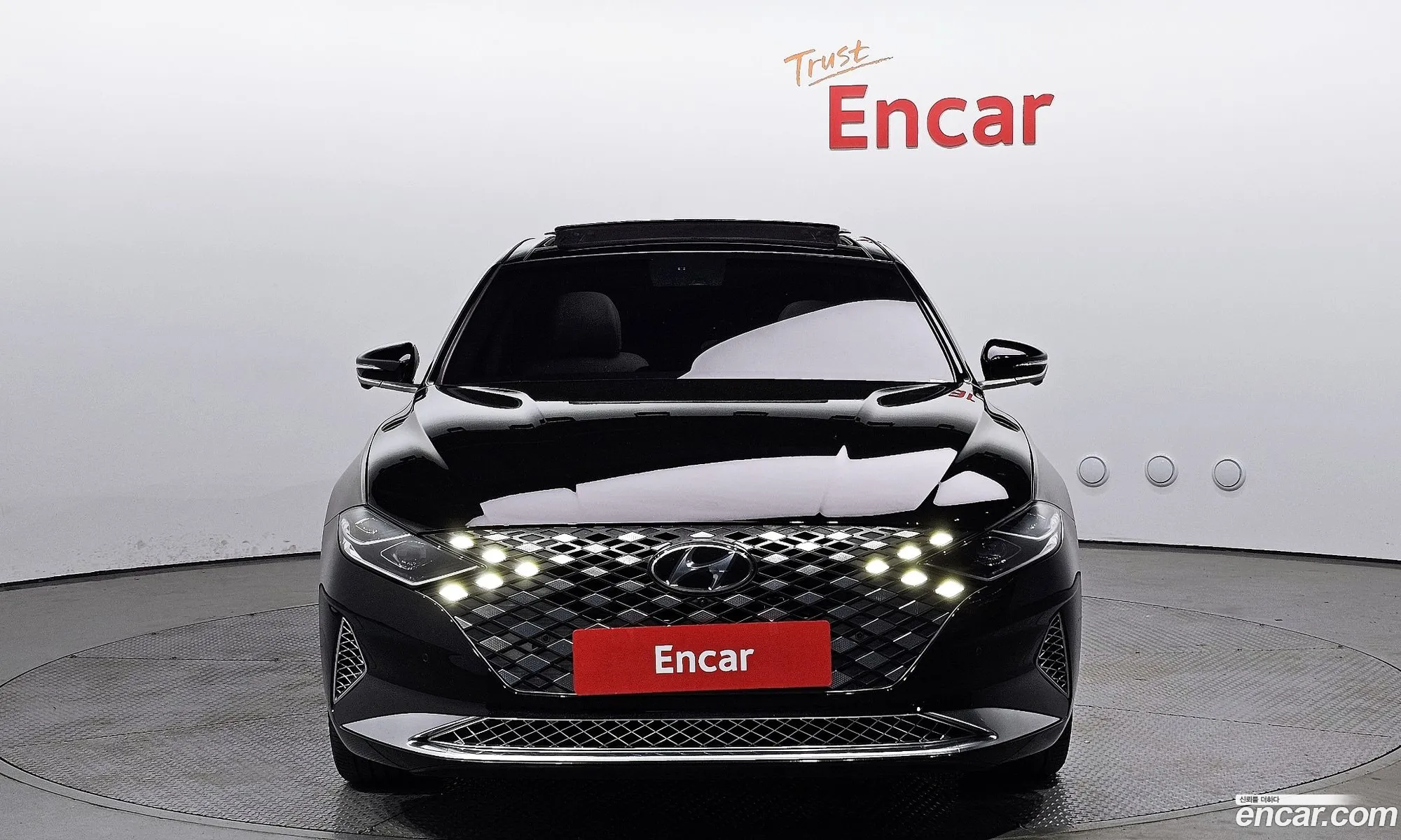 Hyundai Grandeur Vi Calligraphy 2021 - фотография 12060847
