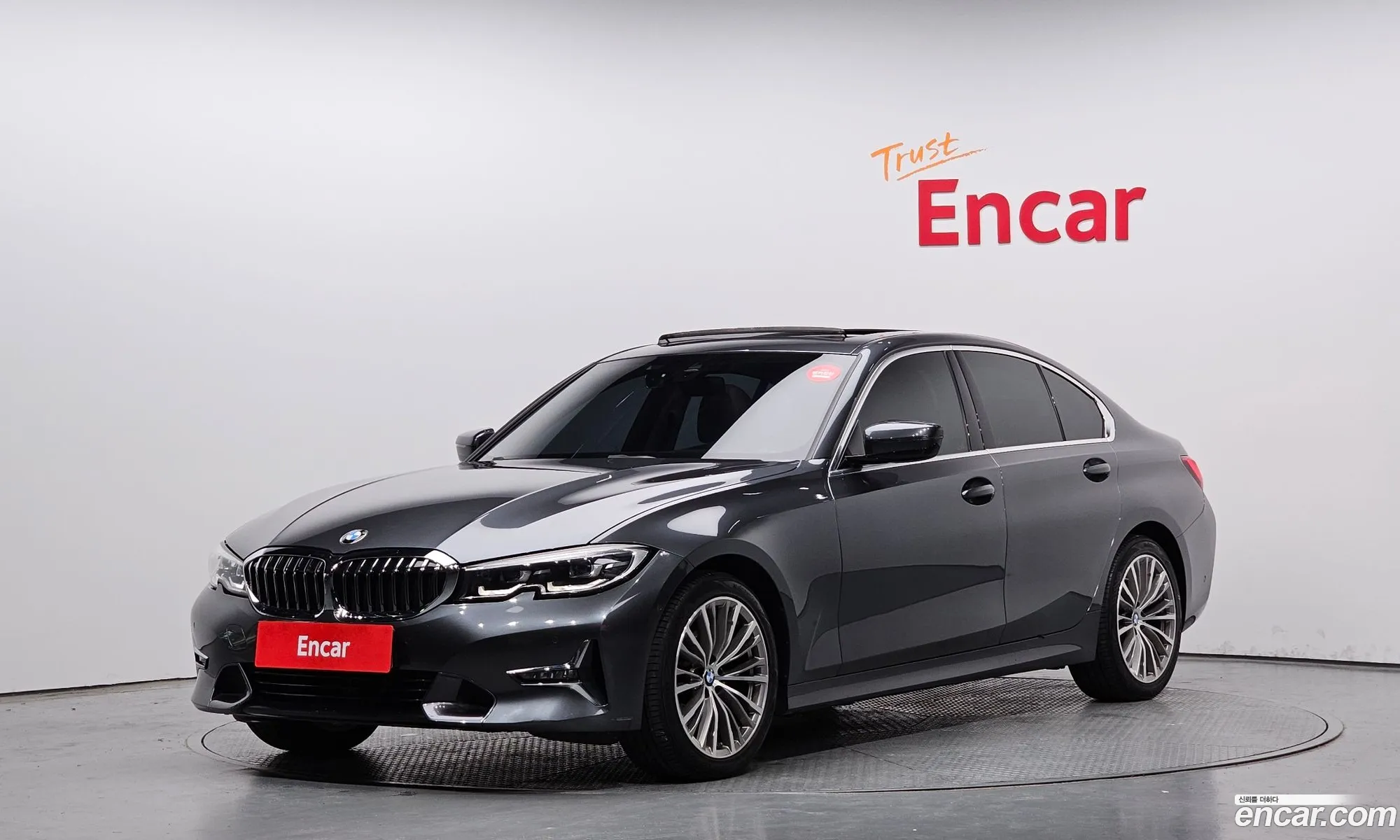 BMW 3Er 320D Luxury 2019 - фотография 12709427