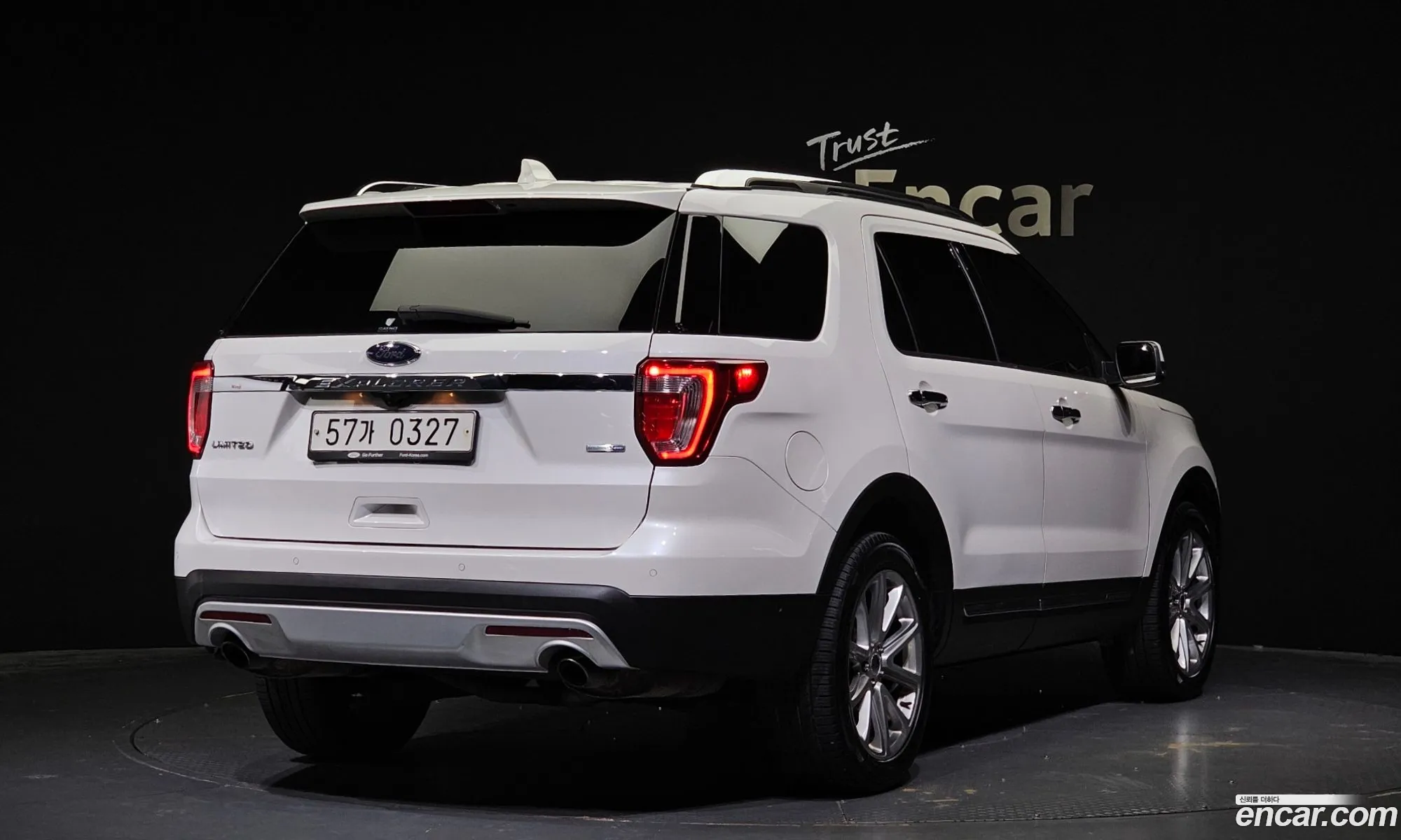 Ford Explorer 23 Limited 4Wd 2017 - фотография 14376437