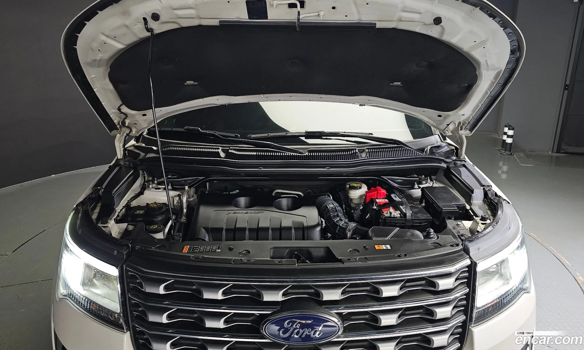 Ford Explorer 23 Limited 4Wd 2017 - фотография 14376441