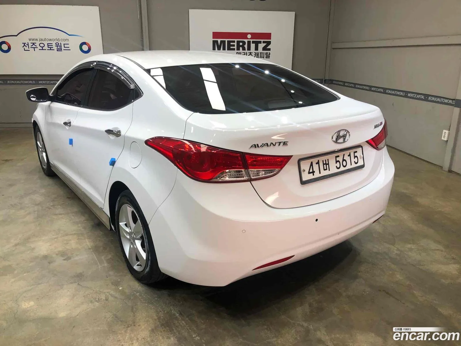 Hyundai Avante V M16 Gdi Luxury 2010 - фотография 19209949