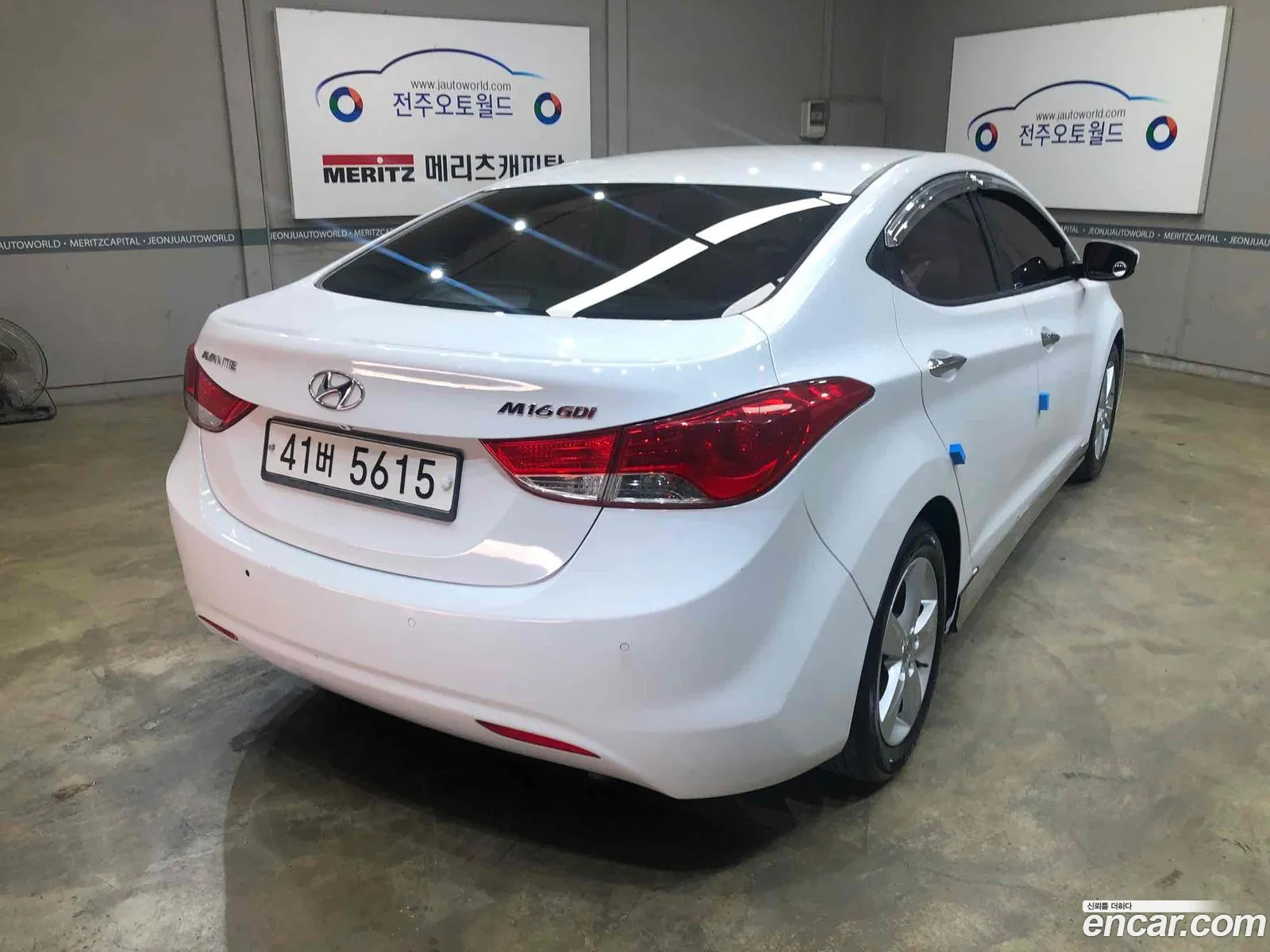 Hyundai Avante V M16 Gdi Luxury 2010 - фотография 19209951
