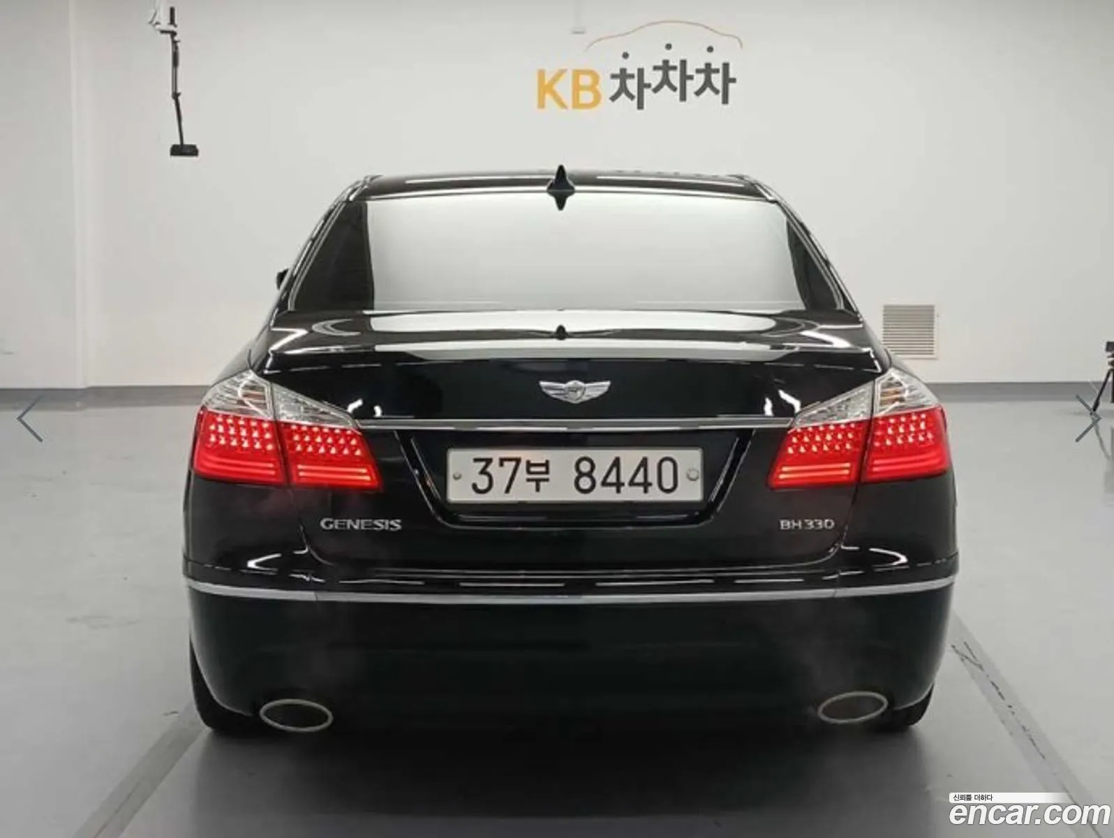 Hyundai Genesis I Bh330 Luxury 2010 - фотография 14331846