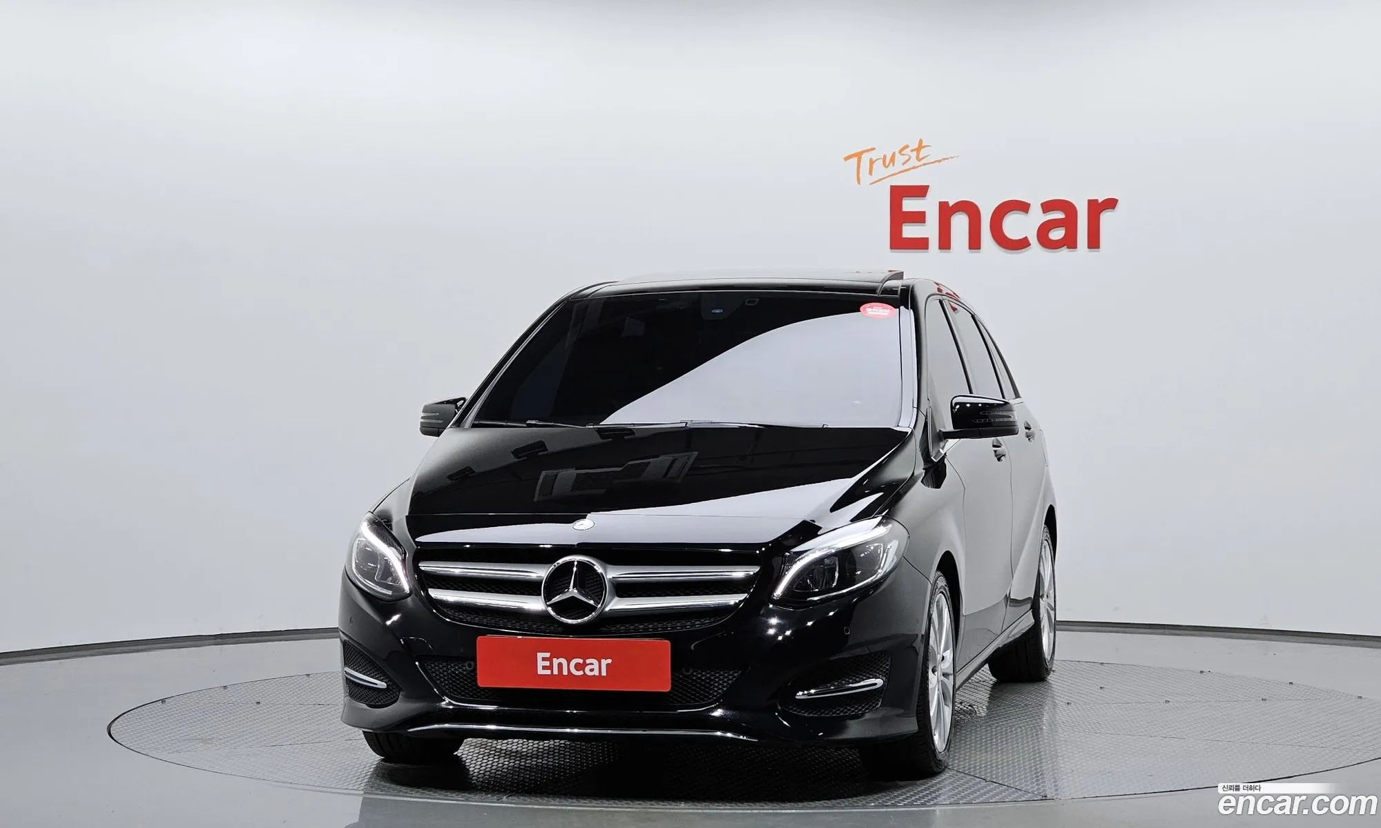 Mercedes-Benz B-Klasse B200D 2018 - фотография 12232994