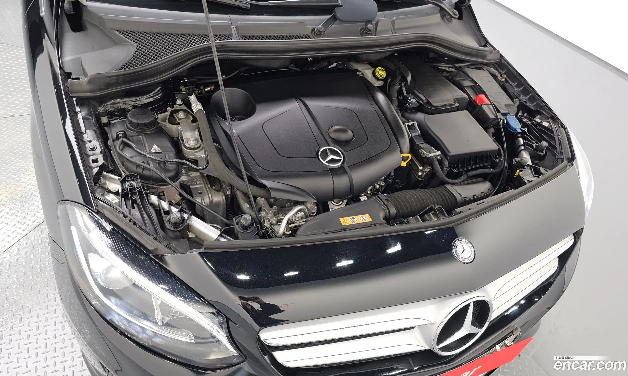 Mercedes-Benz B-Klasse B200D 2018 - фотография 12232997