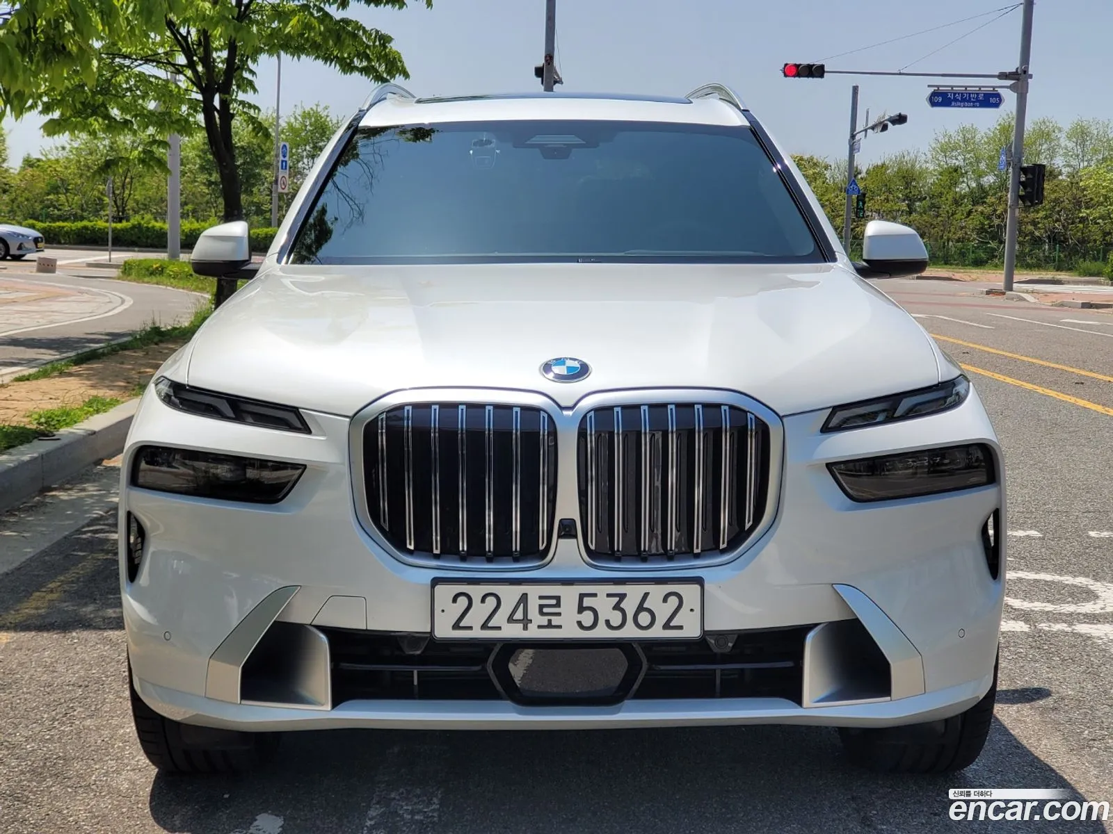 BMW X7 xDrive 40I Design Pure Excellence 6-Seater 2024 - фотография 15631043