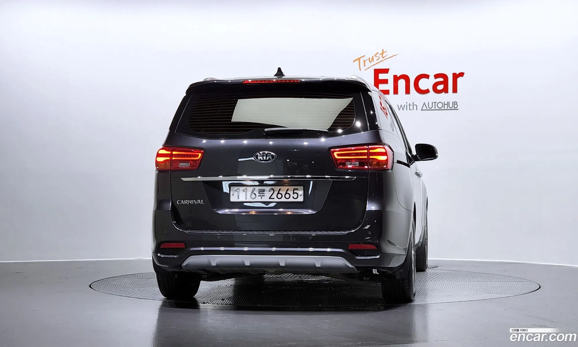 Kia Carnival Iii Gasoline 9-Seater Noblesse Special 2019 - фотография 18060680