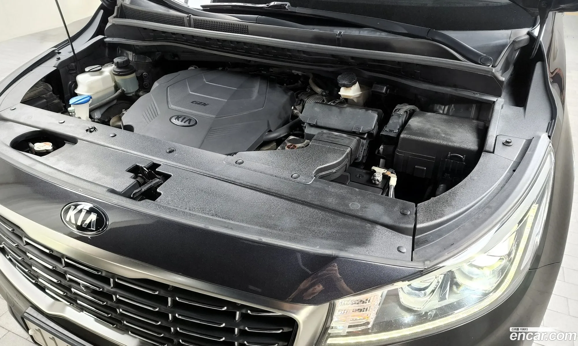 Kia Carnival Iii Gasoline 9-Seater Noblesse Special 2019 - фотография 18060682