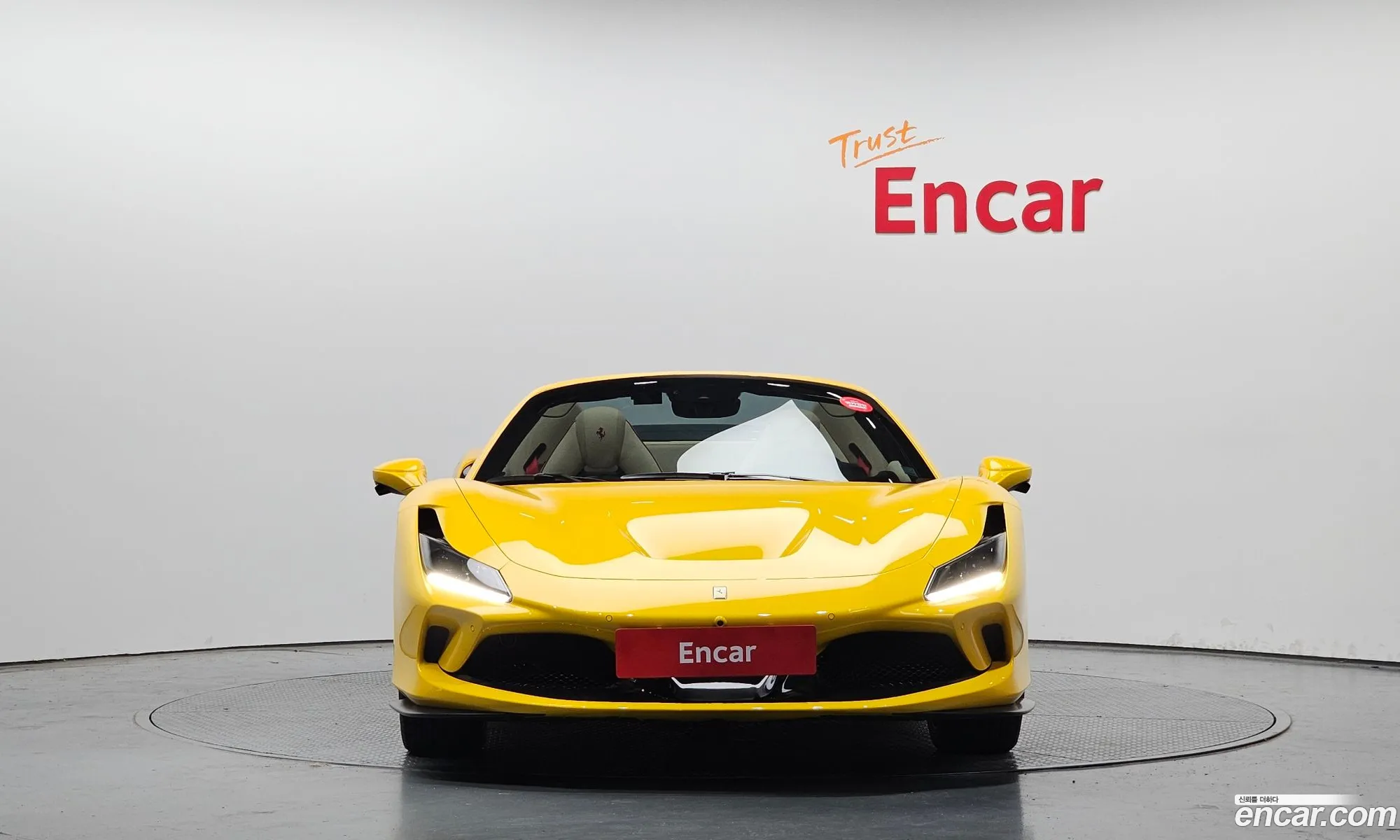 Ferrari F8 Spider 39 V8 - фотография 4187244
