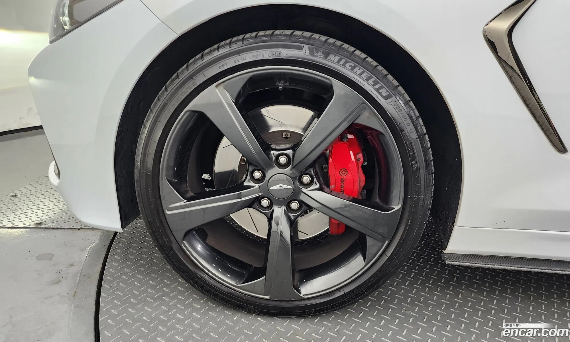 Genesis G70 I 33T Sports 2018 - фотография 11828976