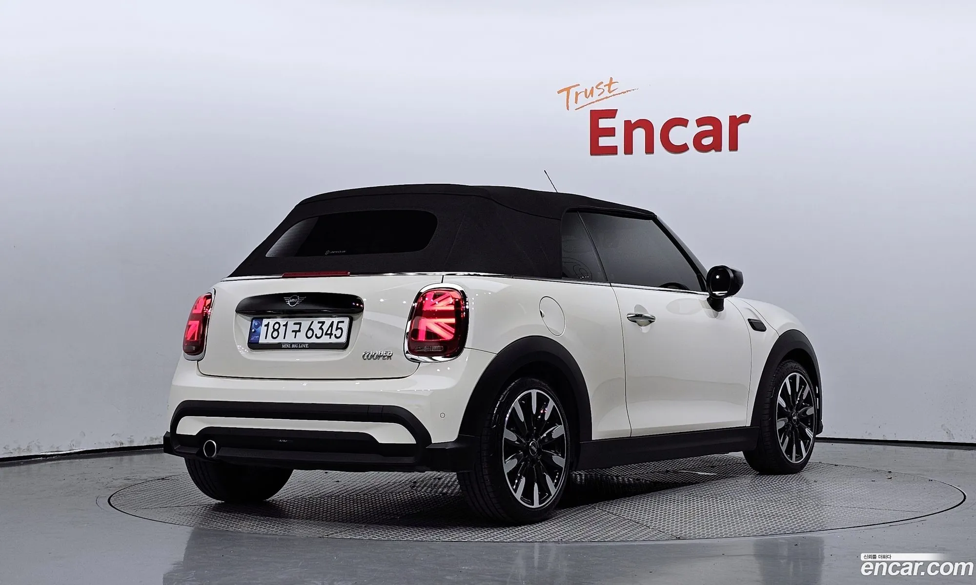 Mini Cooper Classic 2022 - фотография 4455066