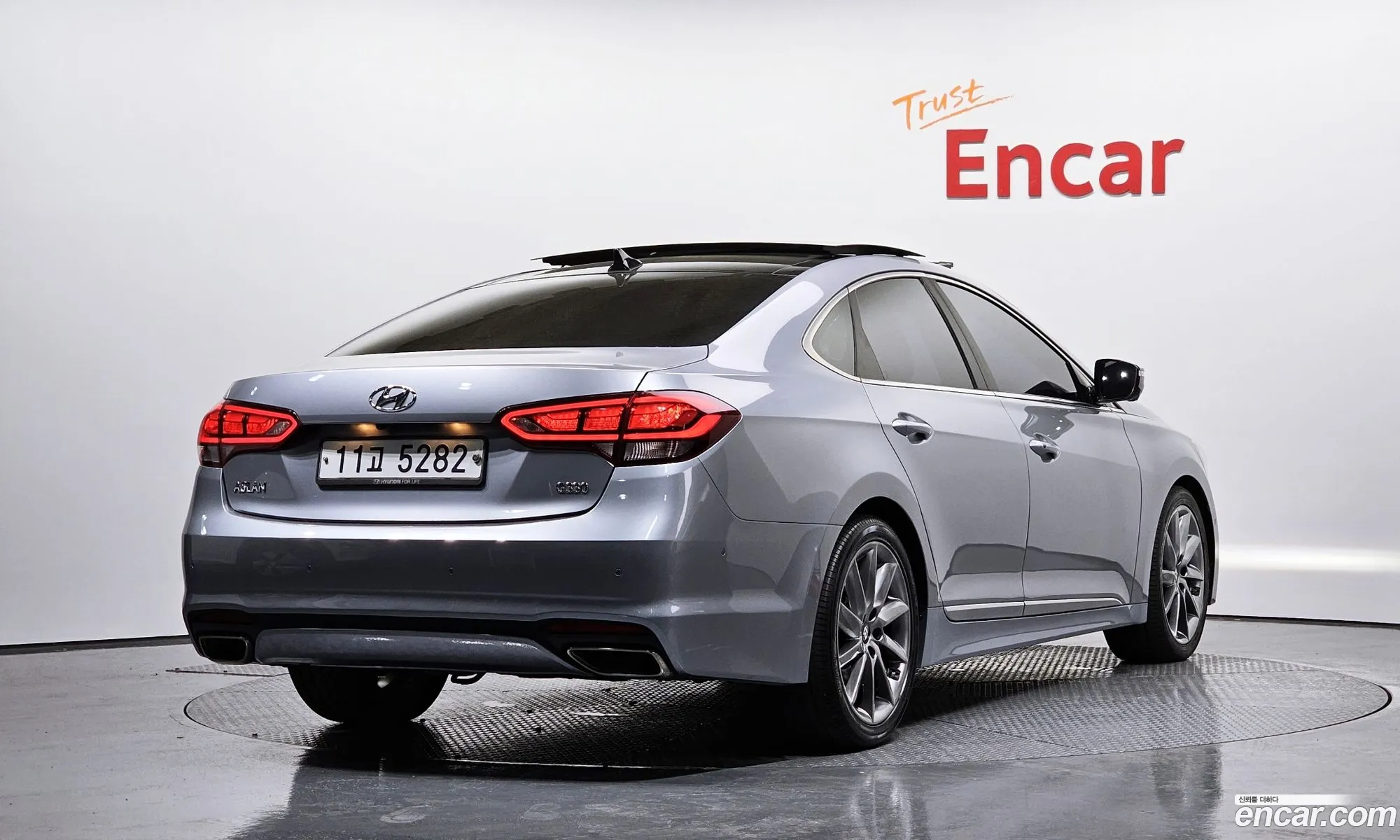 Hyundai Aslan Aslan G330 Exclusive 2015 - фотография 15945011