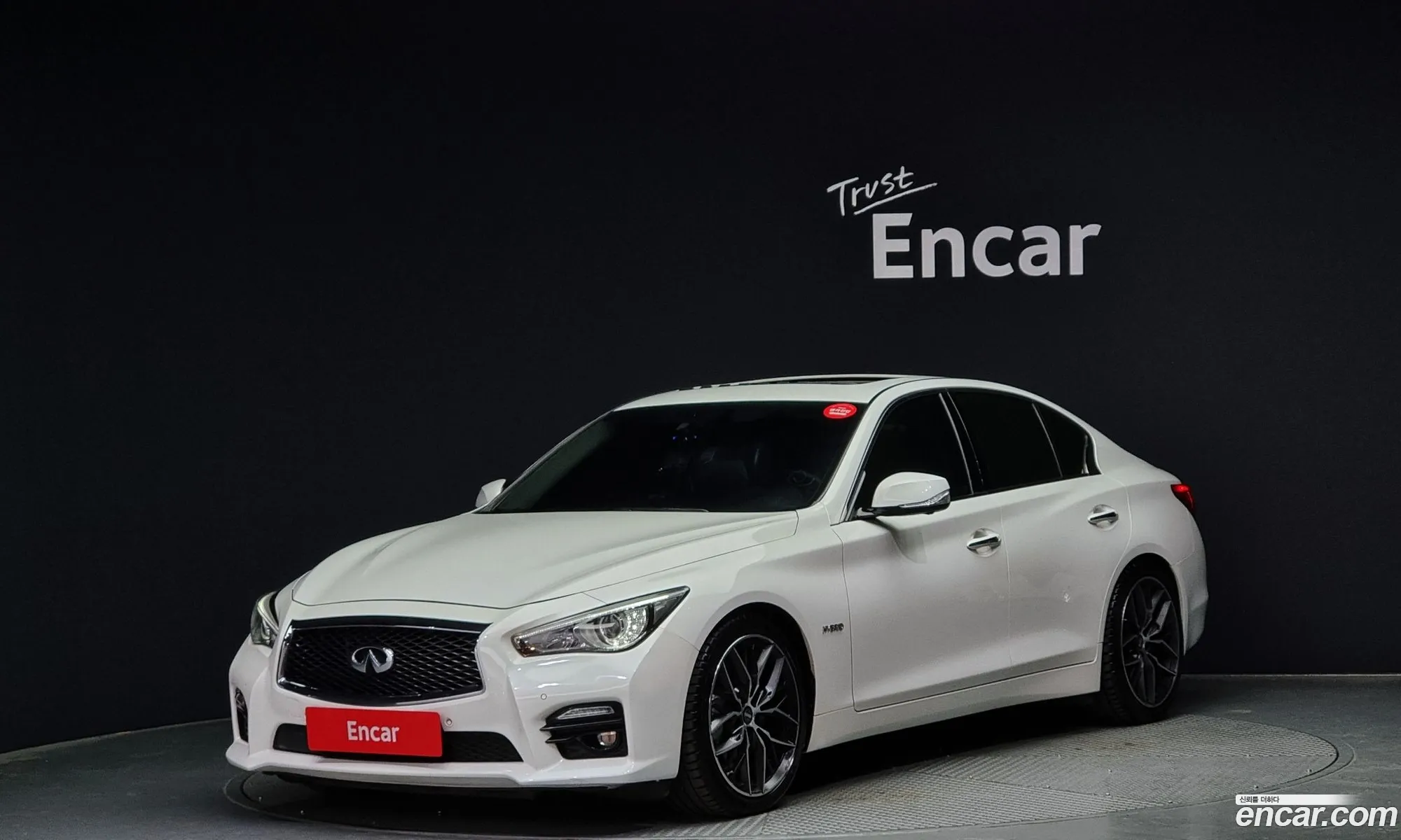 Infiniti Q50 35 Hybrid High Tech 2015 - фотография 3795164
