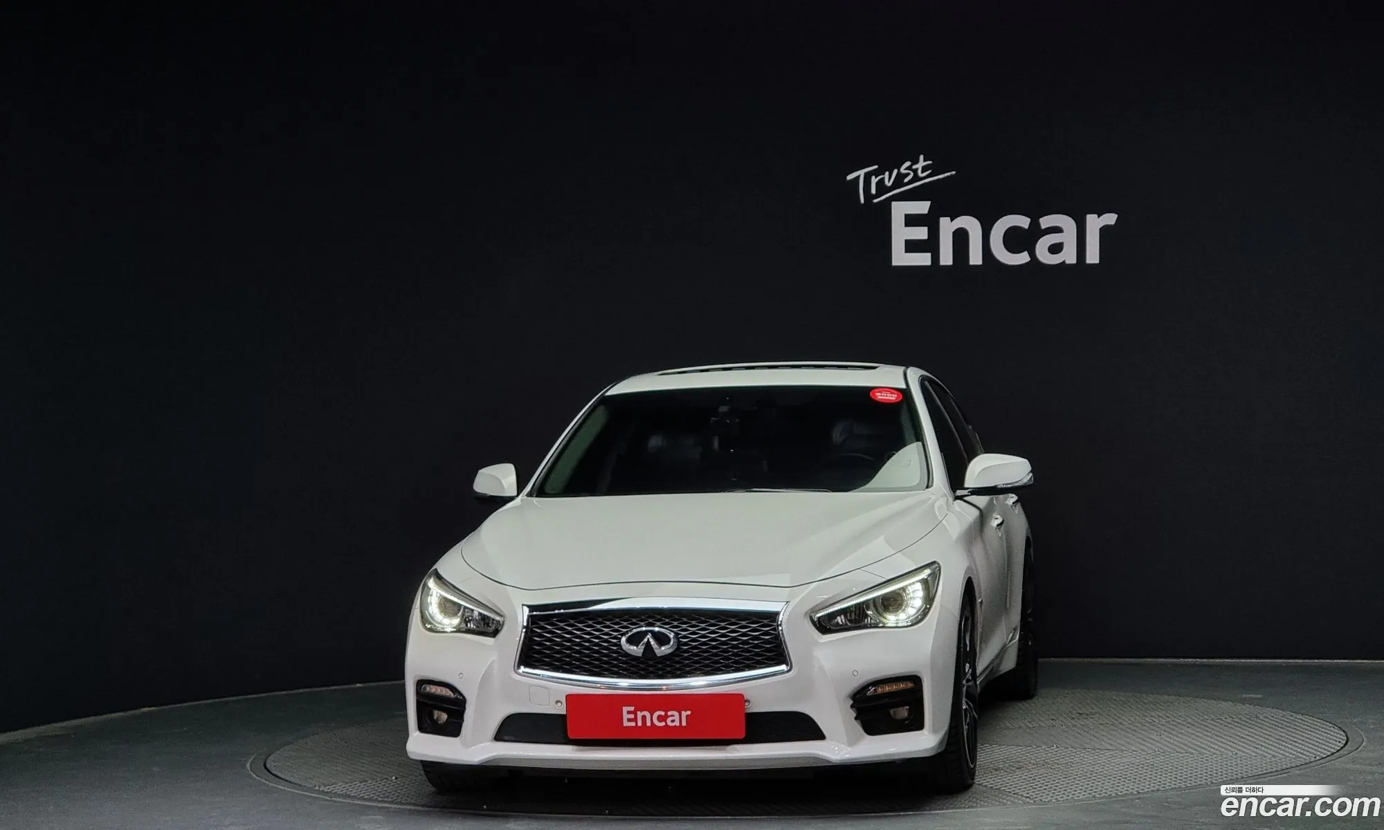 Infiniti Q50 35 Hybrid High Tech 2015 - фотография 3795166
