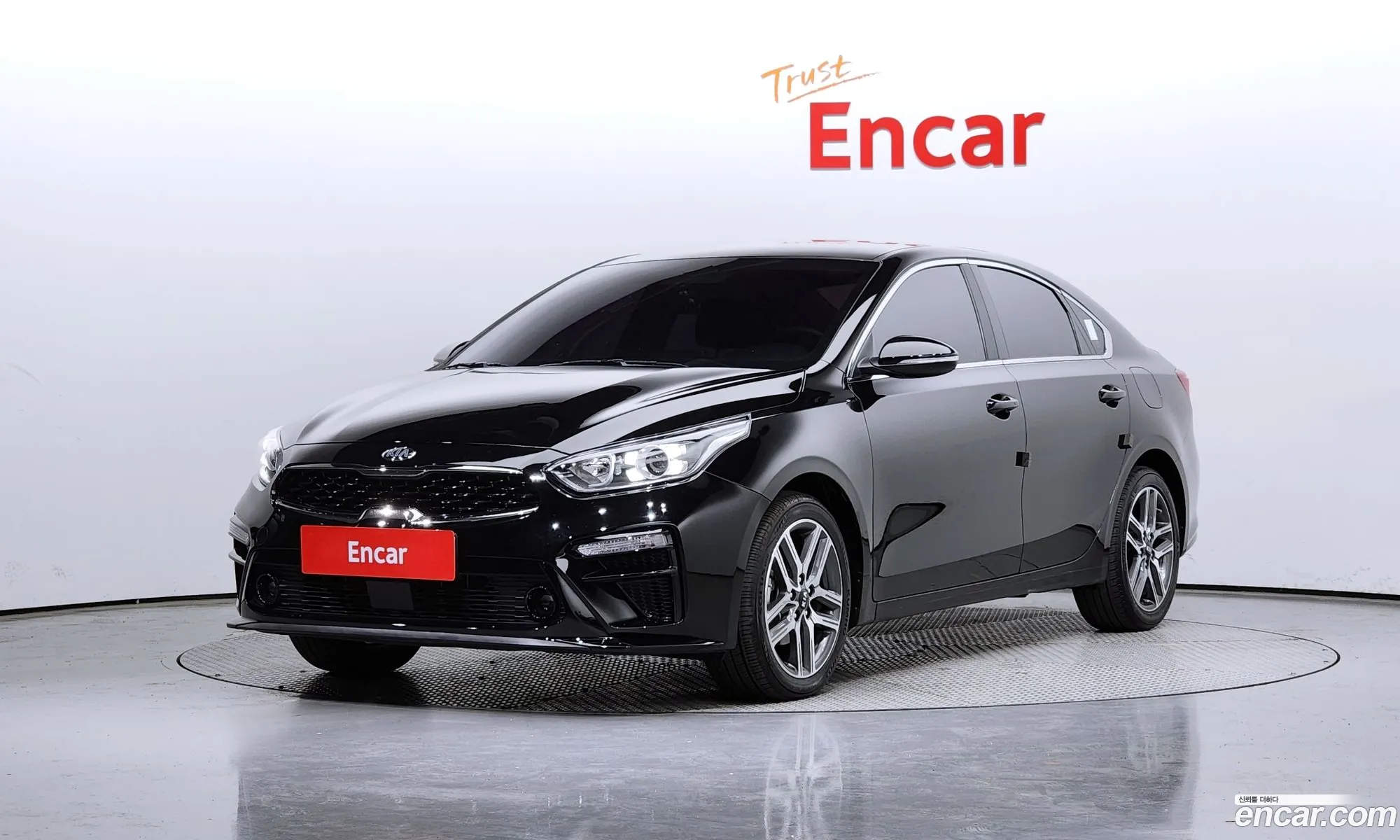Kia K3 Luxury 2019 - фотография 11973936