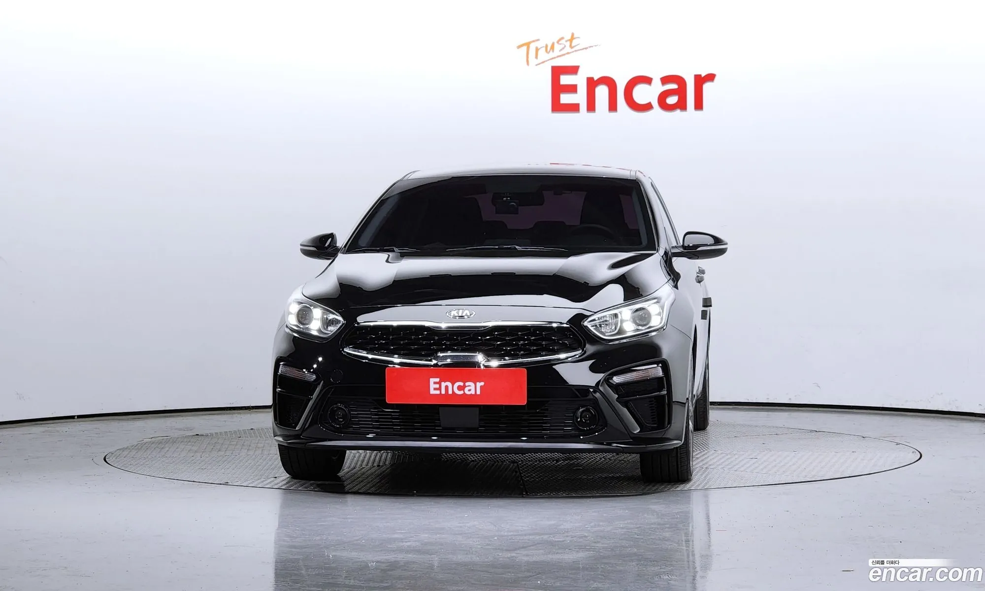 Kia K3 Luxury 2019 - фотография 11973938
