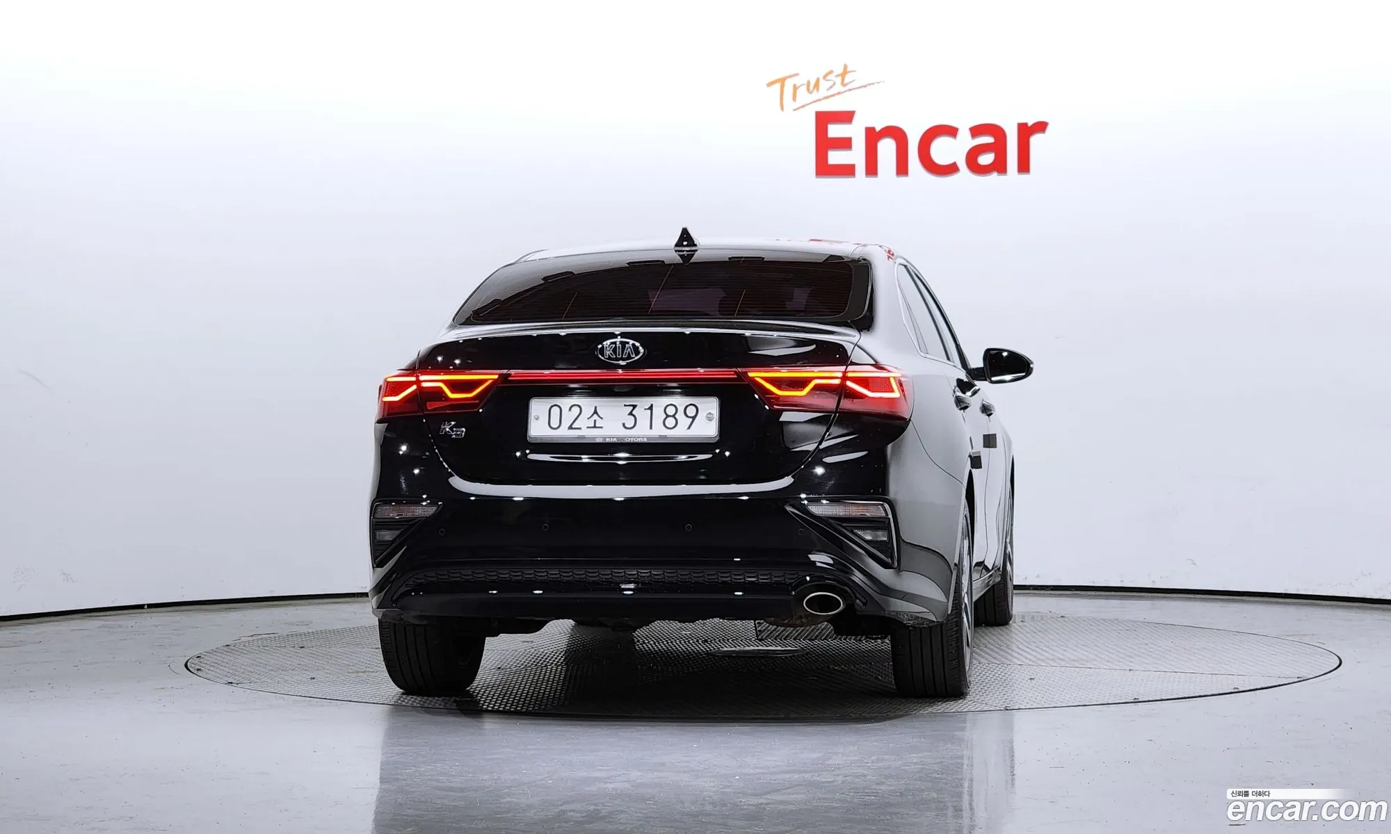 Kia K3 Luxury 2019 - фотография 11973939