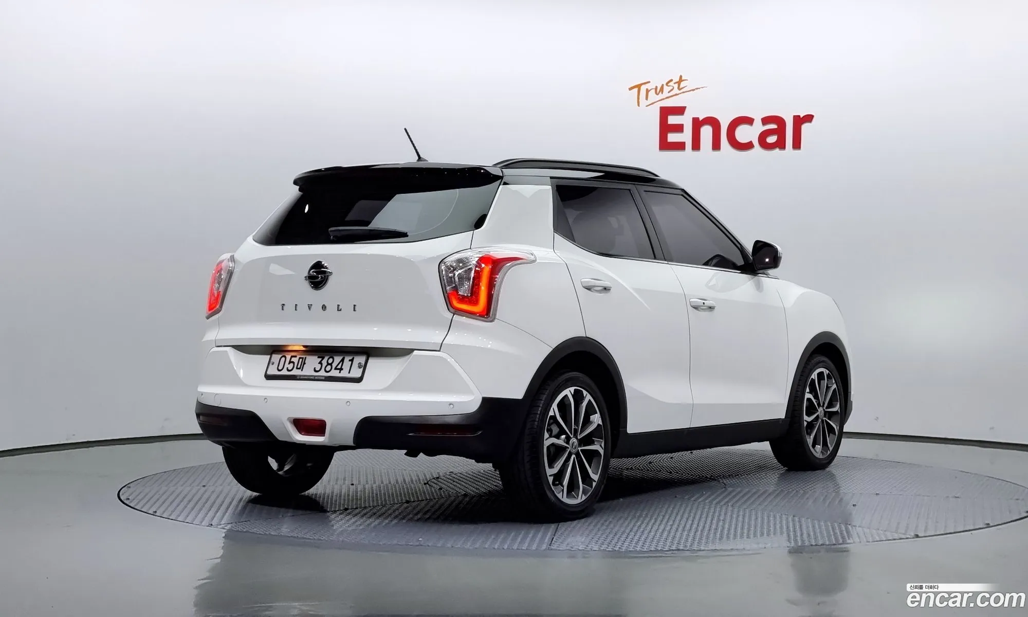 Ssangyong Tivoli Tivoli Vx 2Wd 2018 - фотография 17505731