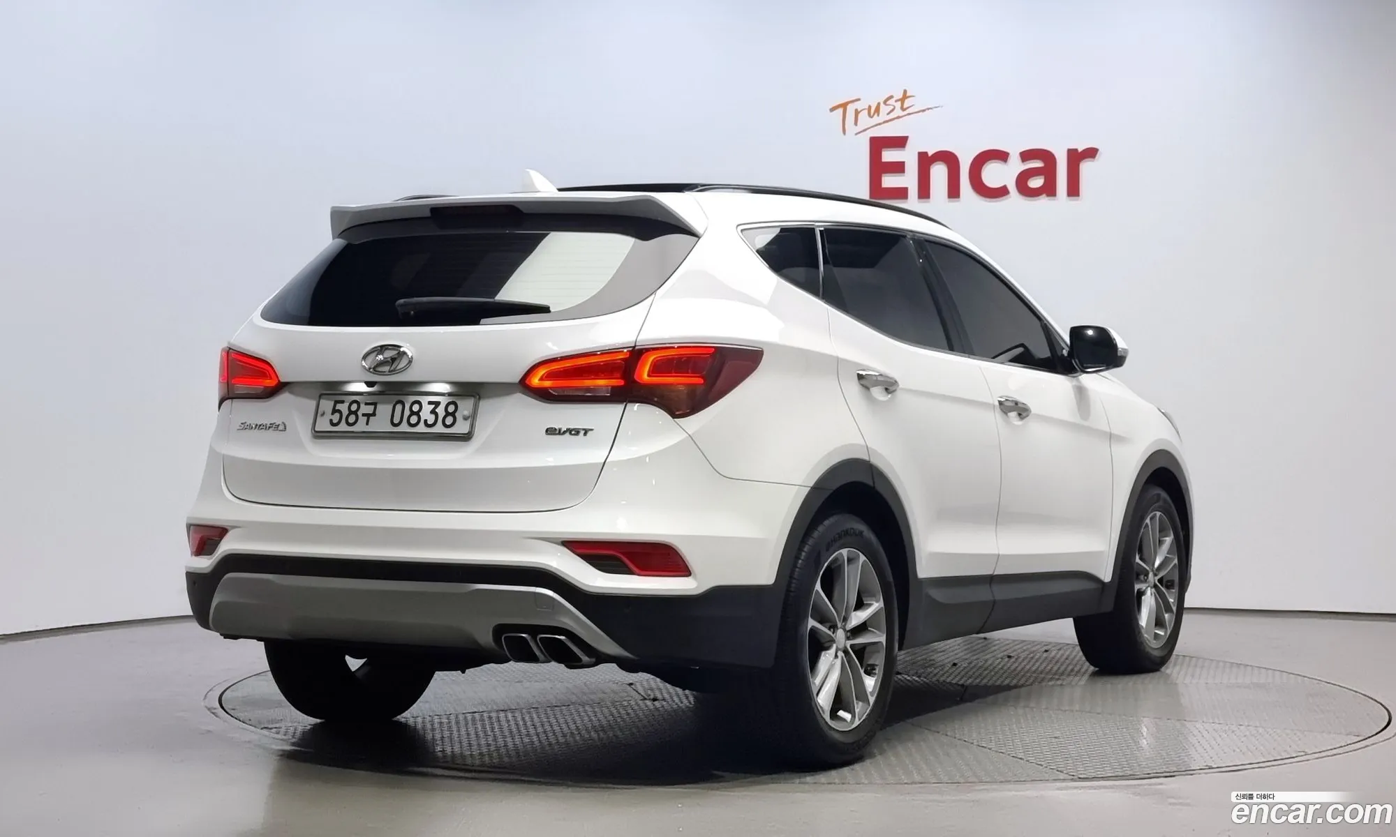 Hyundai Santa Fe Iii Diesel 20 2Wd 2016 - фотография 15710916