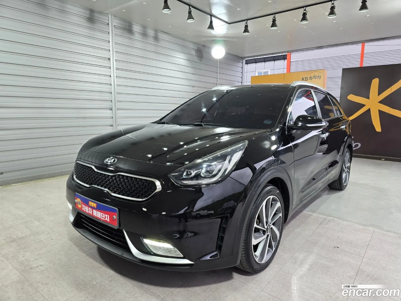 Kia Niro I Nobless 2018 - фотография 19688249