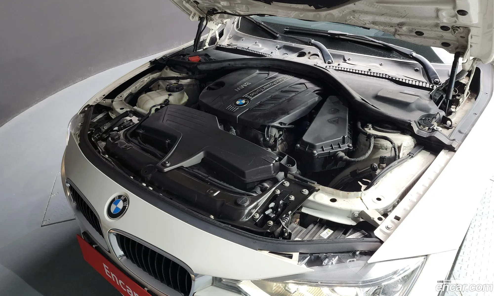 BMW 3Er Vi F3X 320D 2015 - фотография 1026394