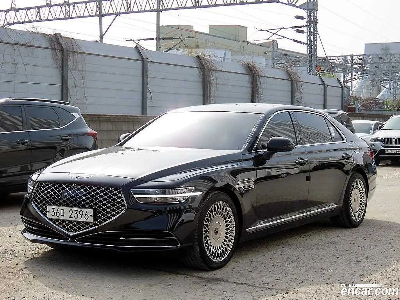 Genesis G90 I 50 Awd 2019 - фотография 937108