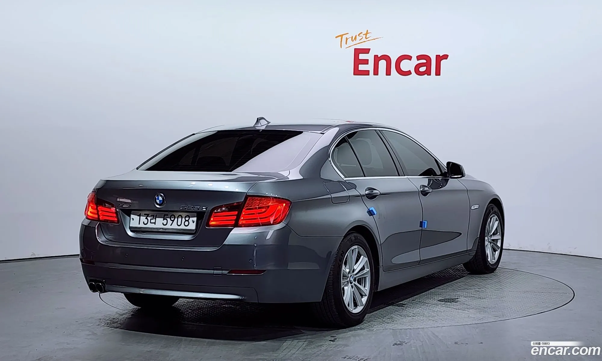 BMW 5 Series F10 525D xDrive - фотография 13393829