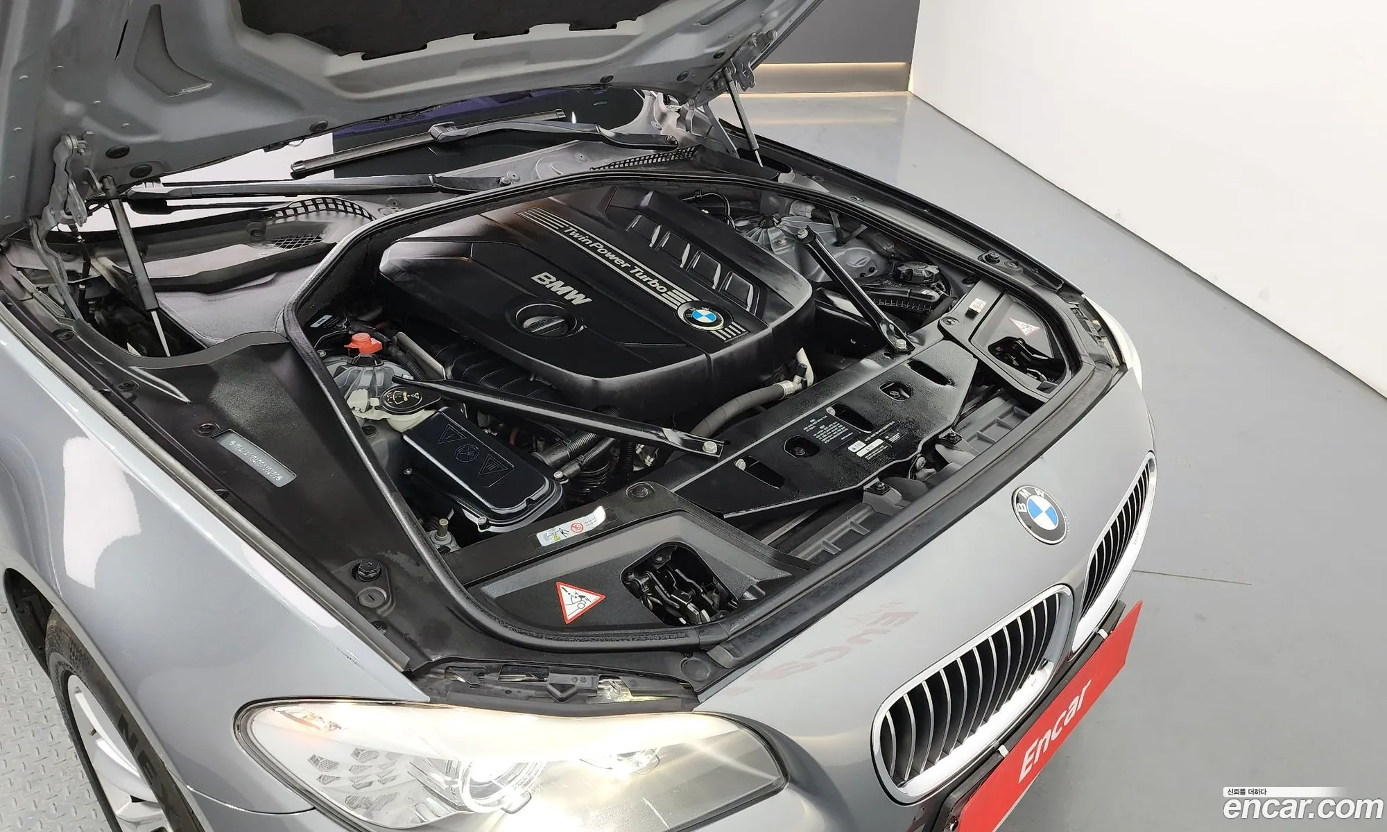 BMW 5 Series F10 525D xDrive - фотография 13393833