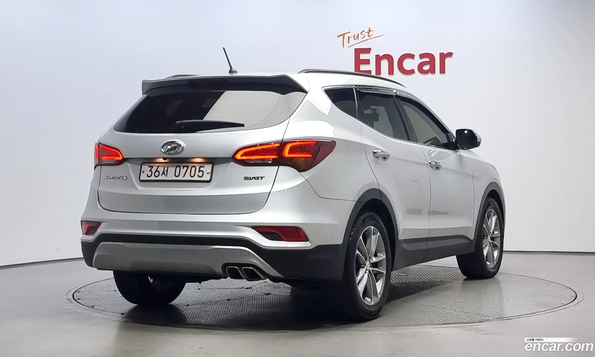 Hyundai Santa Fe Iii Diesel 20 2Wd 2016 - фотография 17940716