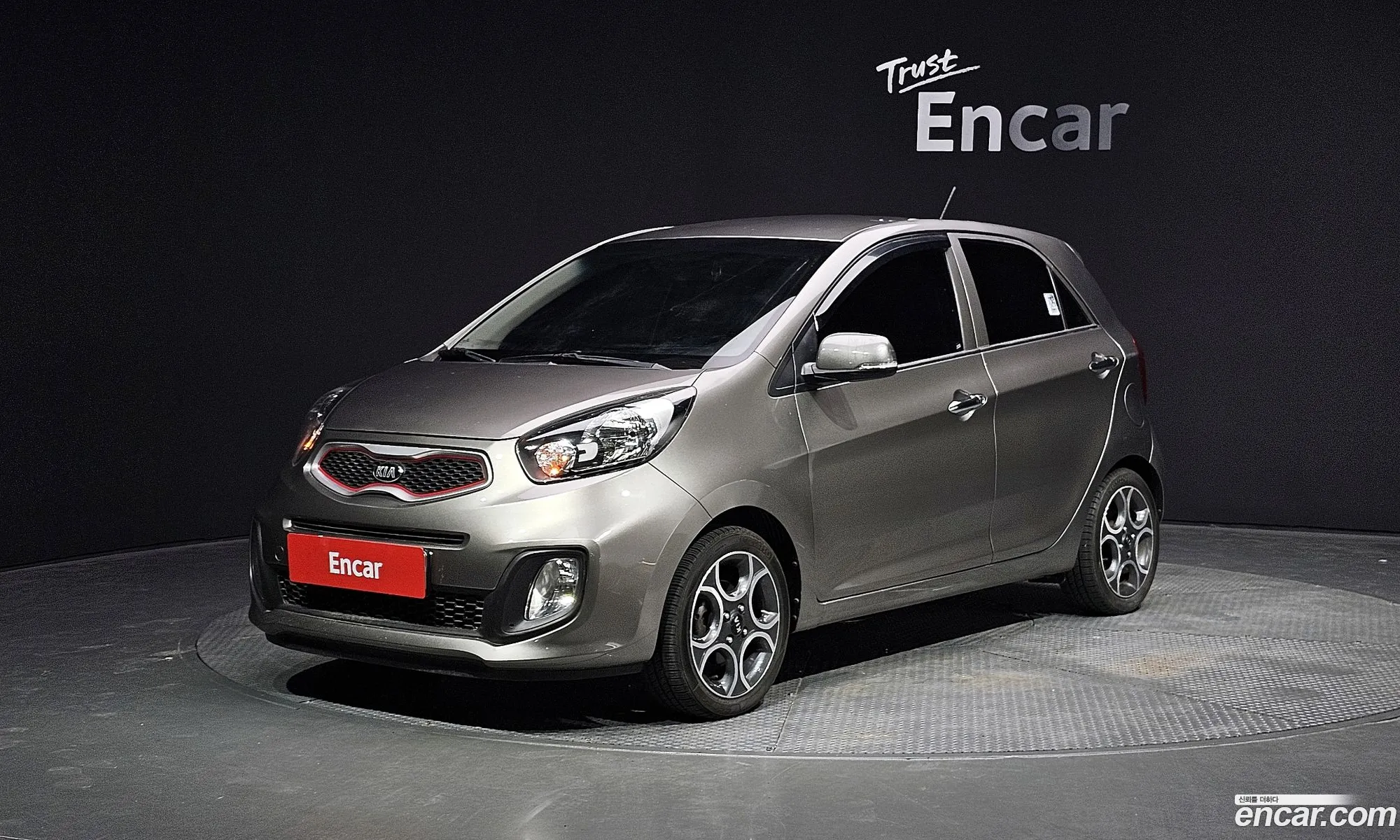 Kia Morning Ii Luxury Sports 2014 - фотография 11518190
