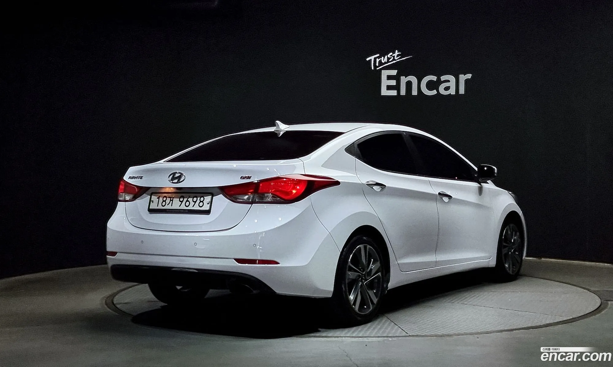 Hyundai Avante V 16 Gdi Premium 2014 - фотография 12530631