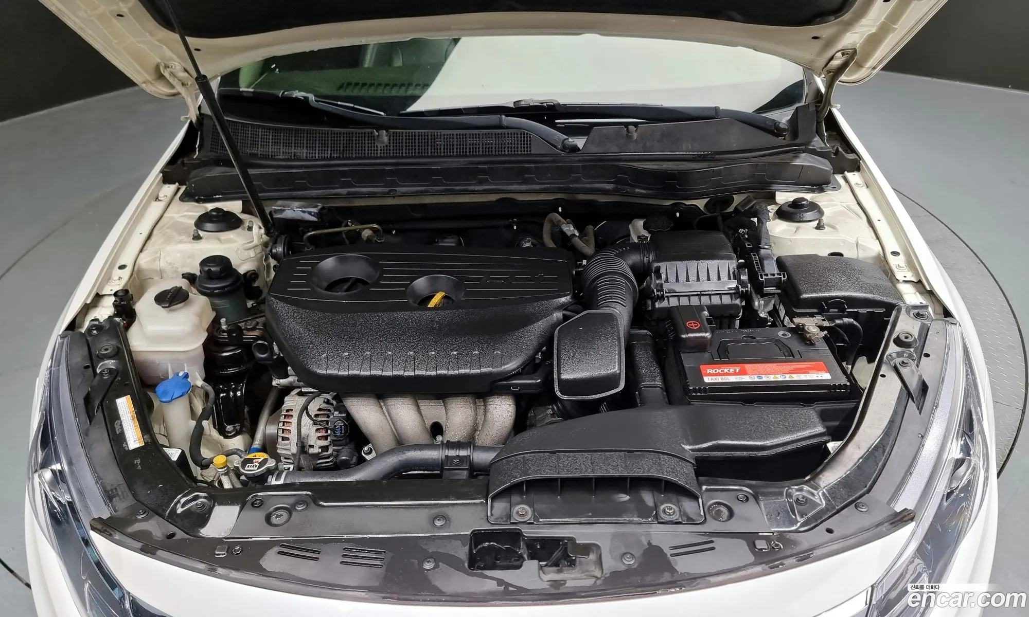Kia K5 I Lpi Prestige 2013 - фотография 11287515