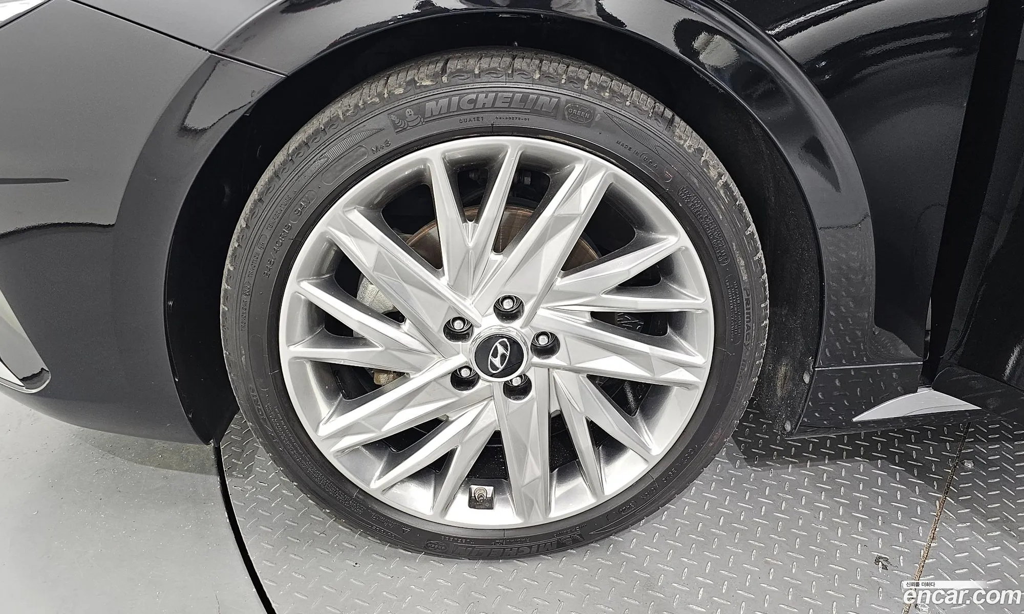 Hyundai Grandeur Vi 25 2021 - фотография 17175604