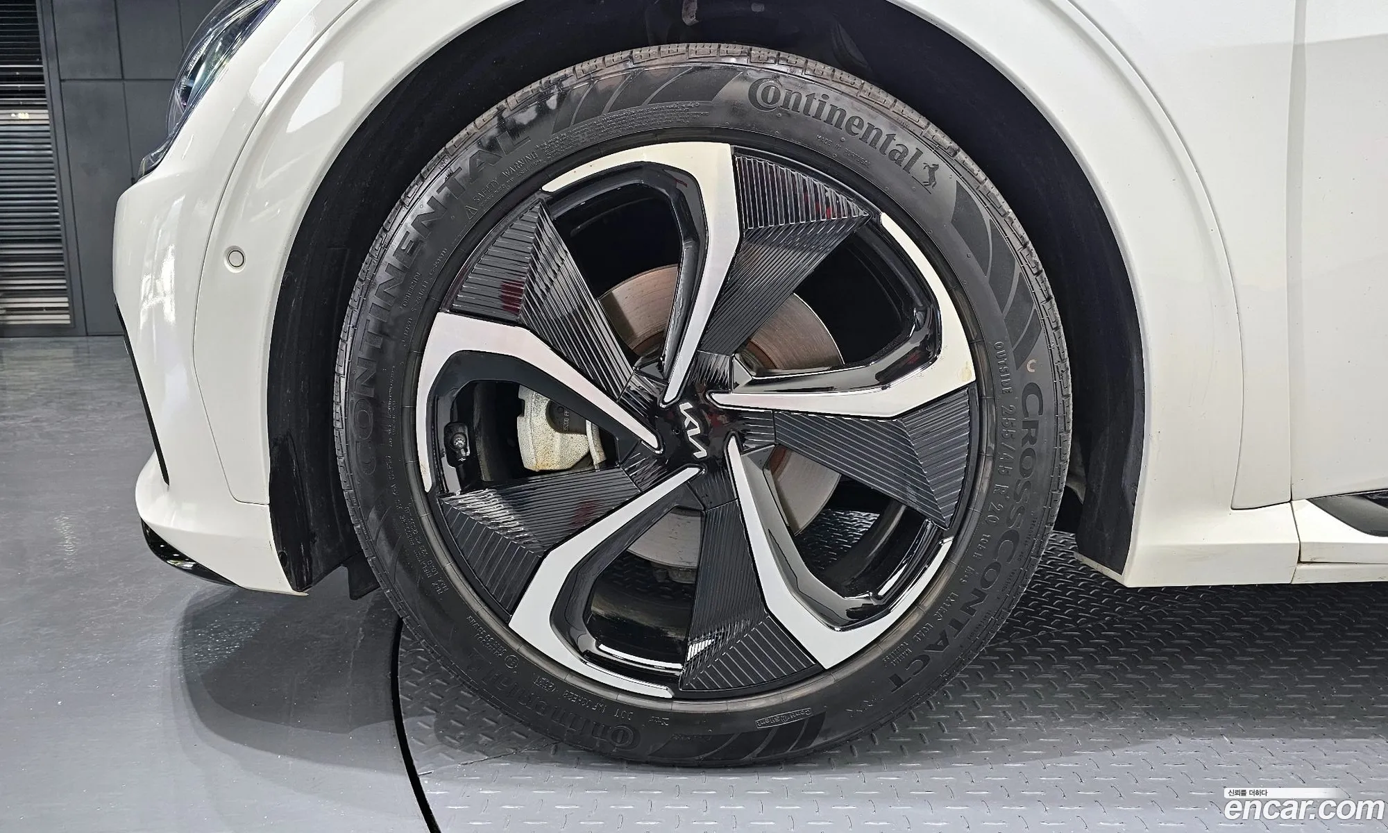 Kia Ev6 Ev6 Long Range 4Wd 2022 - фотография 16253262