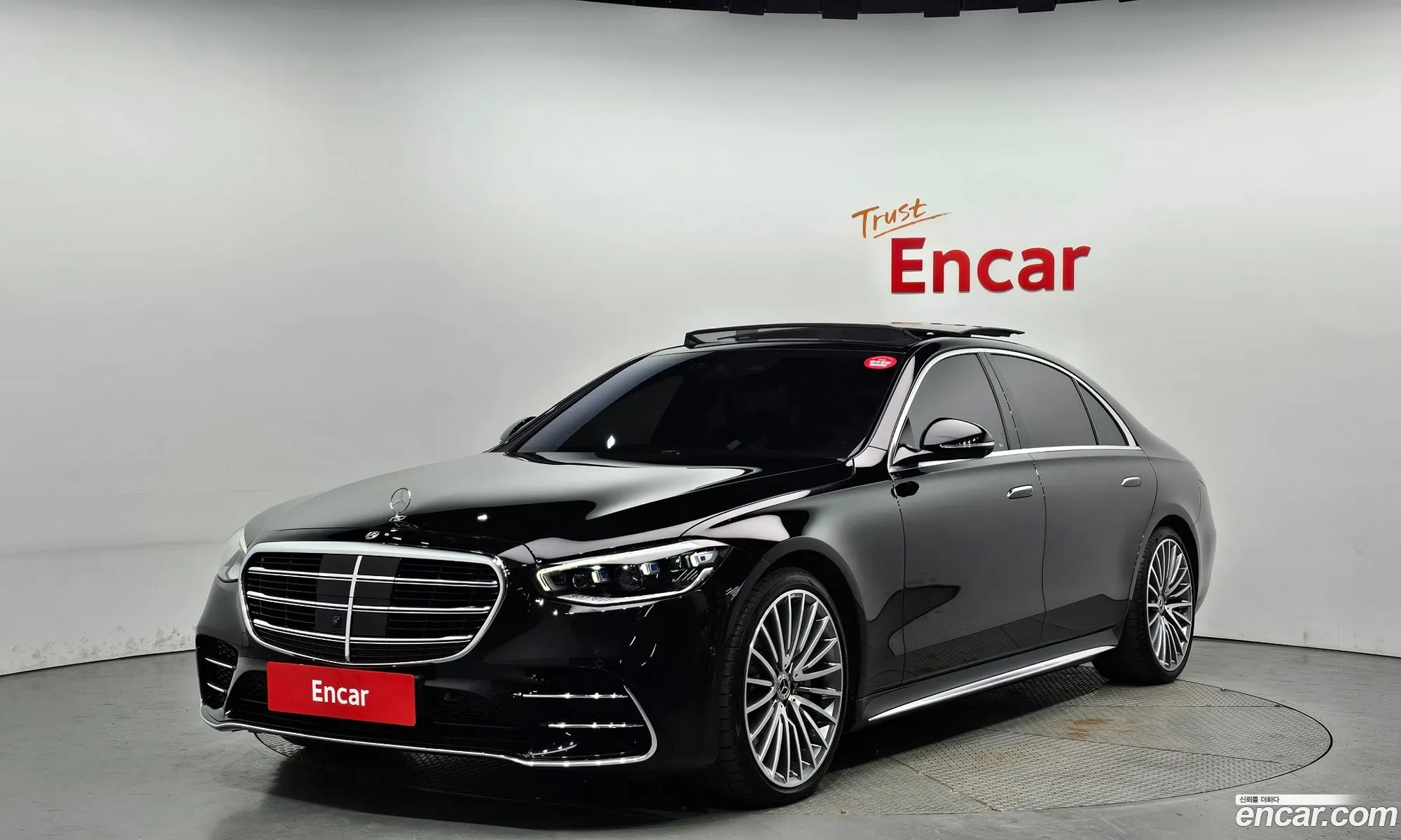 Mercedes-Benz S-Klasse S500L 4Matic 2023 - фотография 12455579