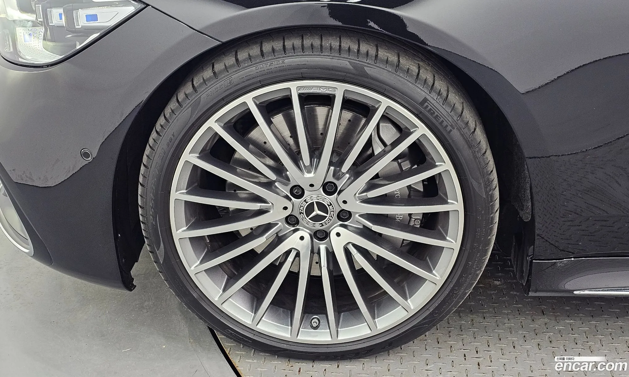 Mercedes-Benz S-Klasse S500L 4Matic 2023 - фотография 12455583