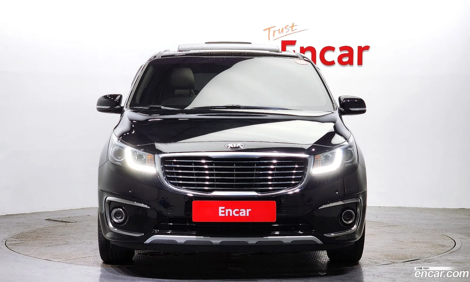 Kia All New Carnival 9-Seater Luxury - фотография 11627457
