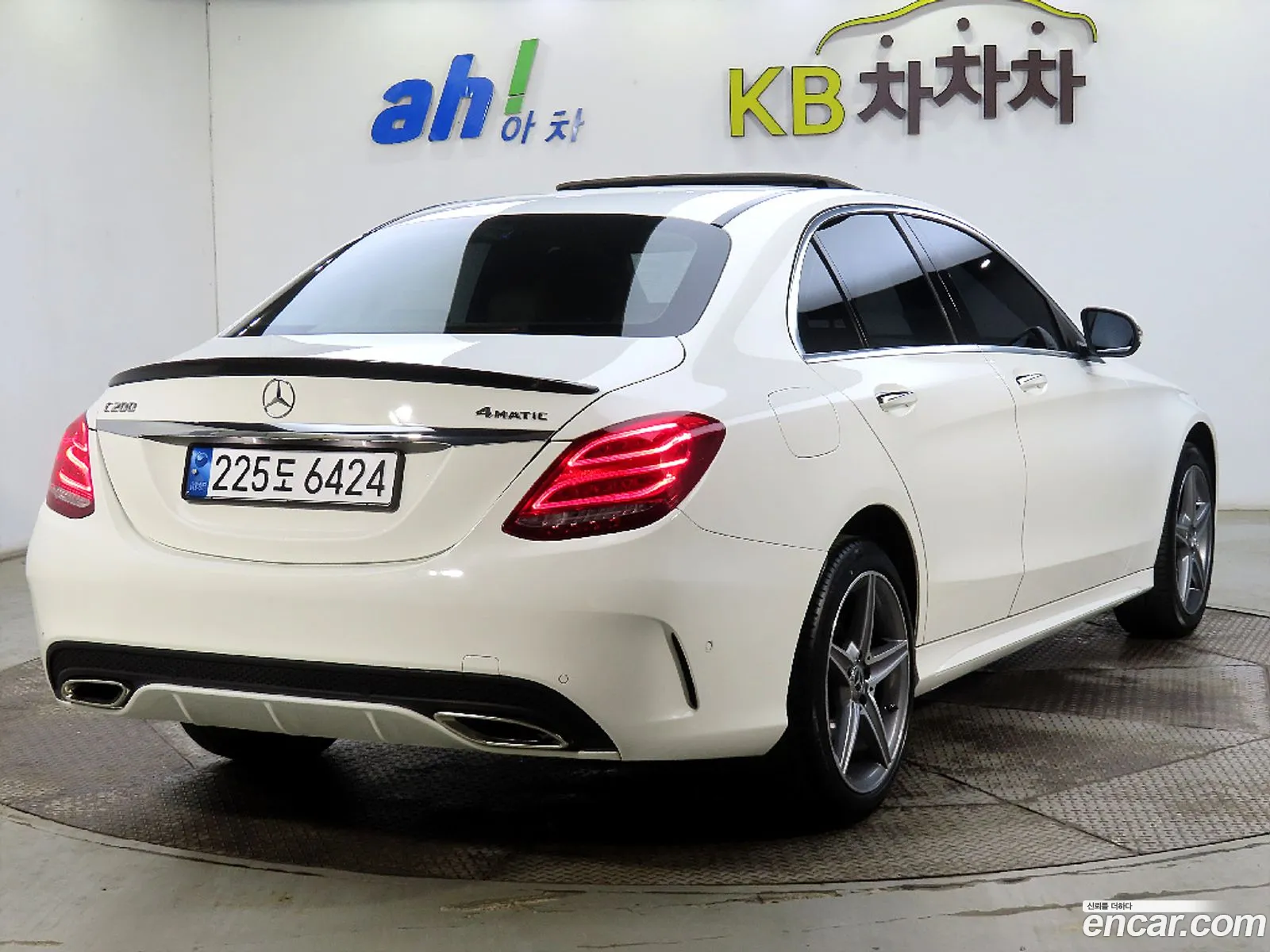 Mercedes-Benz C-Klasse Iv W205 C200 4Matic Amg Line 2018 - фотография 12543374