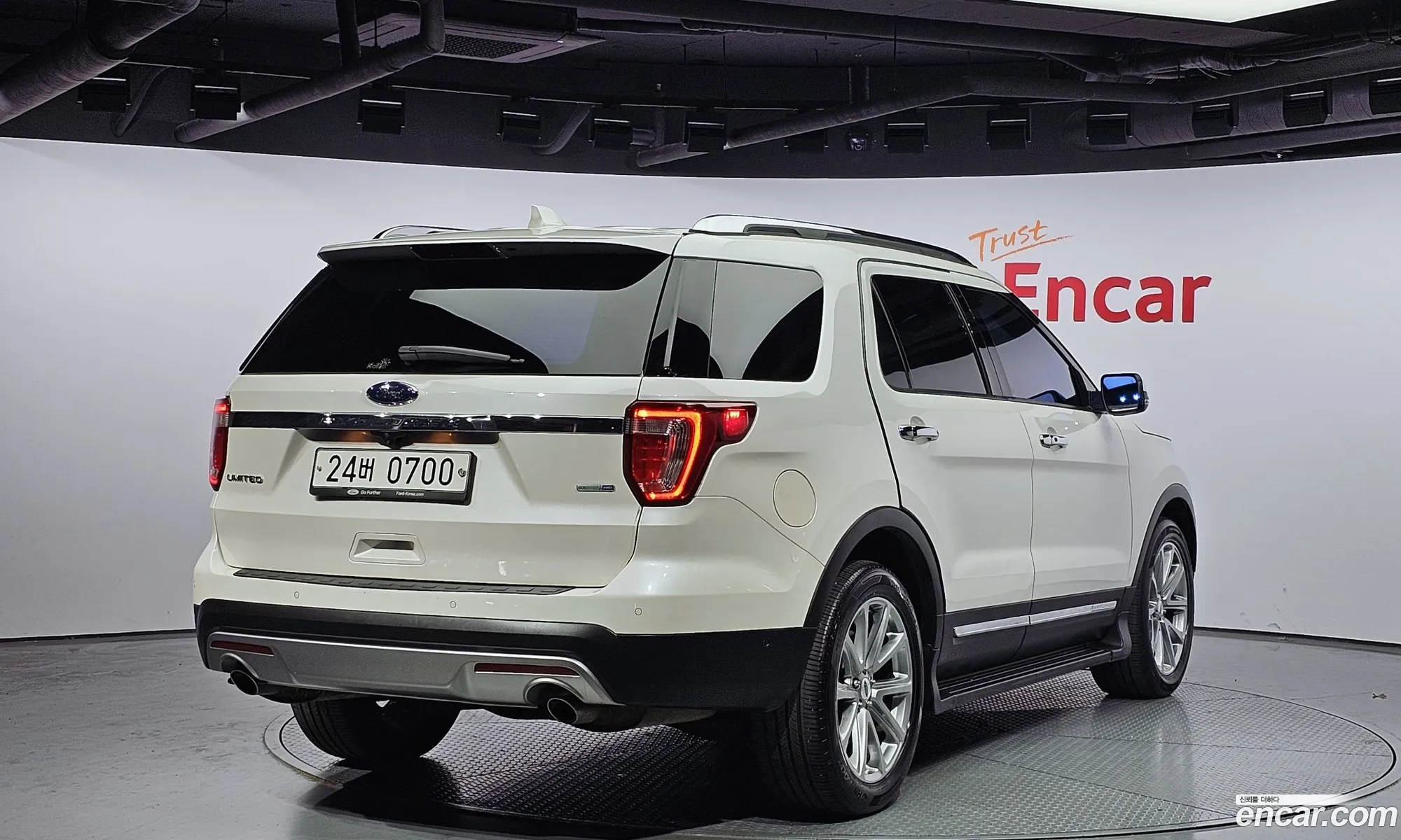 Ford Explorer V 23 Limited 4Wd 2016 - фотография 3895317