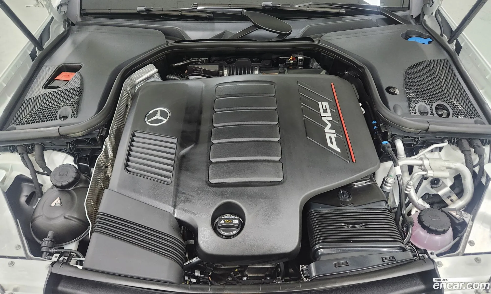 Mercedes-Benz E-Klasse E53 Amg 4Matic 2022 - фотография 13624071