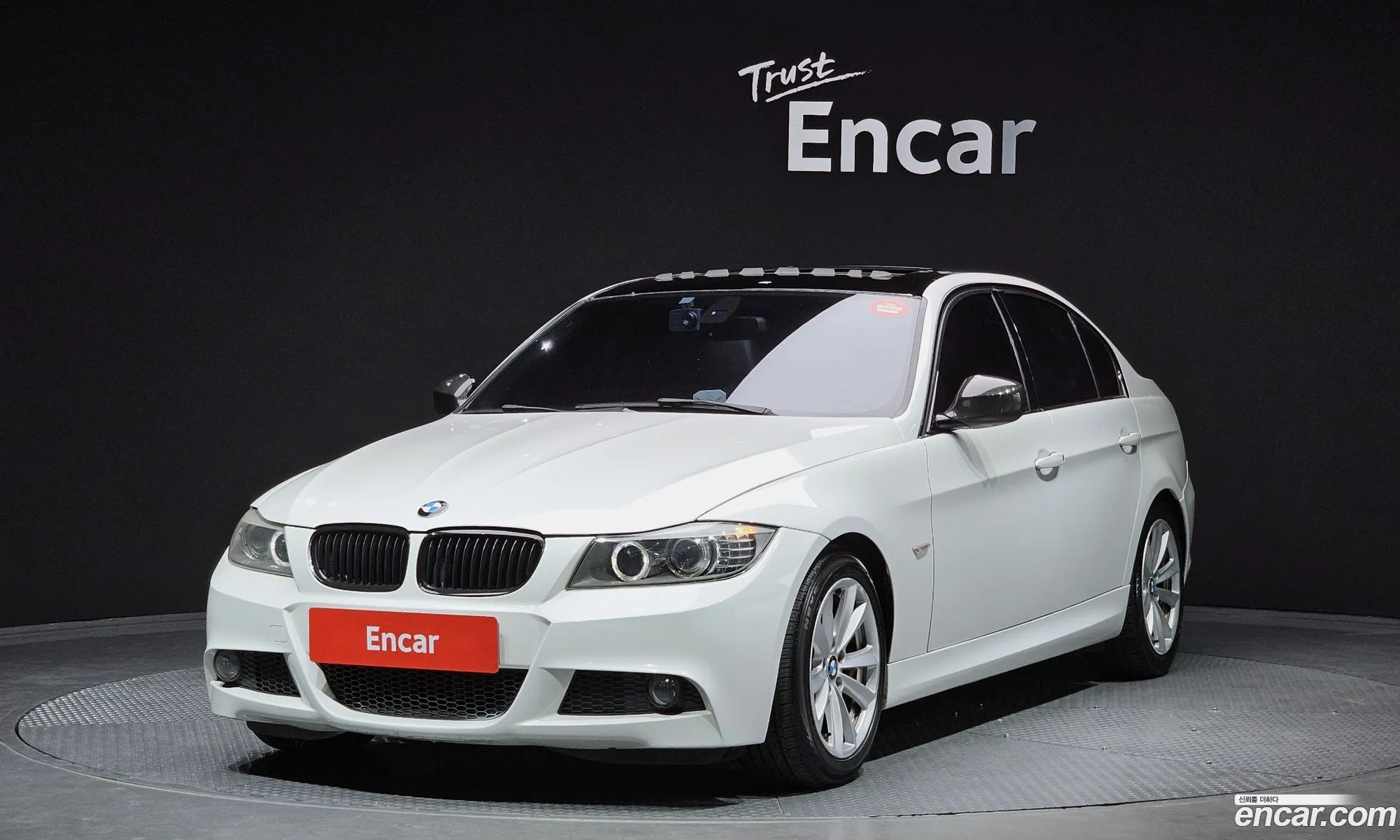 BMW 3 Series E90 320D Sedan M Sports - фотография 915755