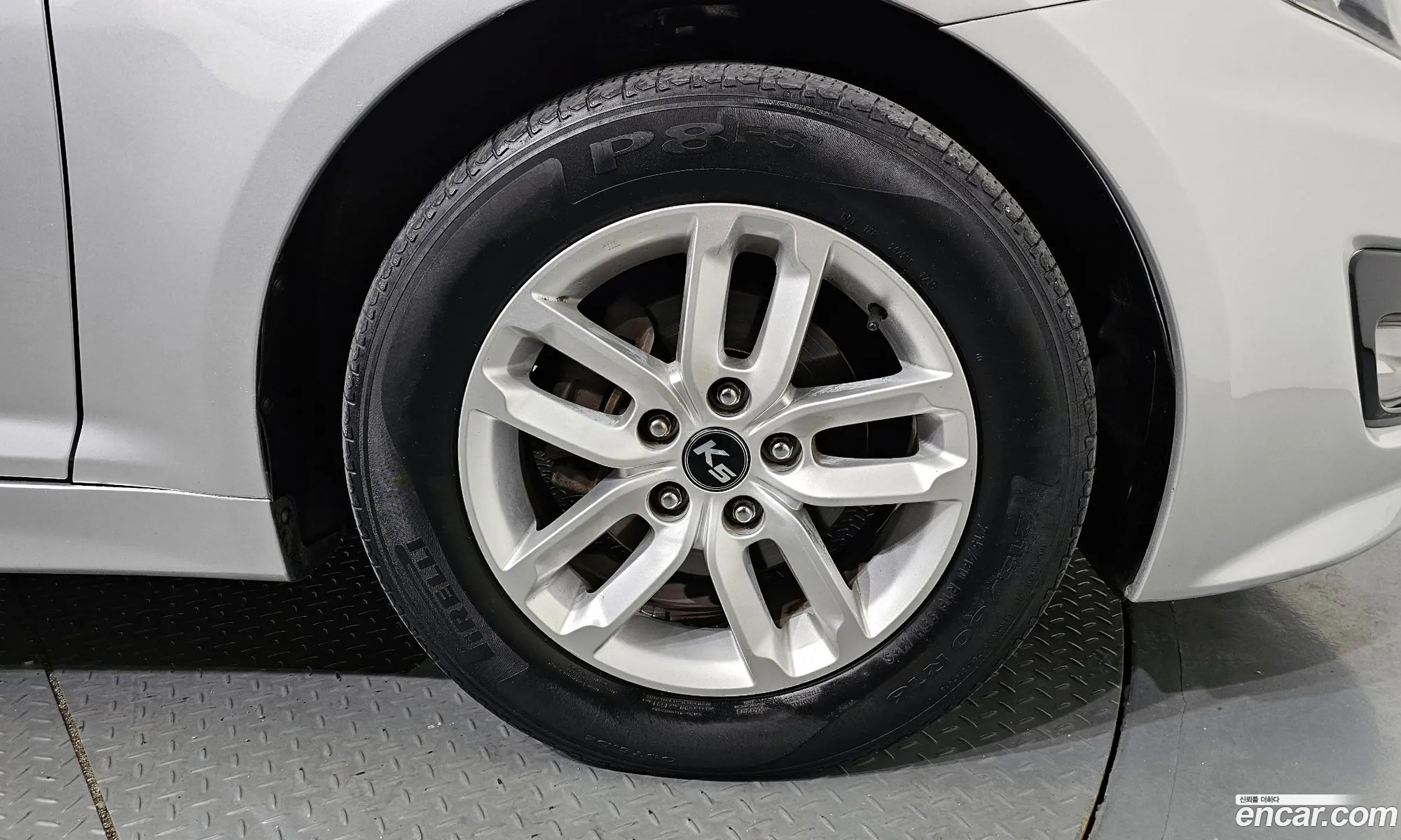 Kia K5 Lpi Luxury - фотография 13488685