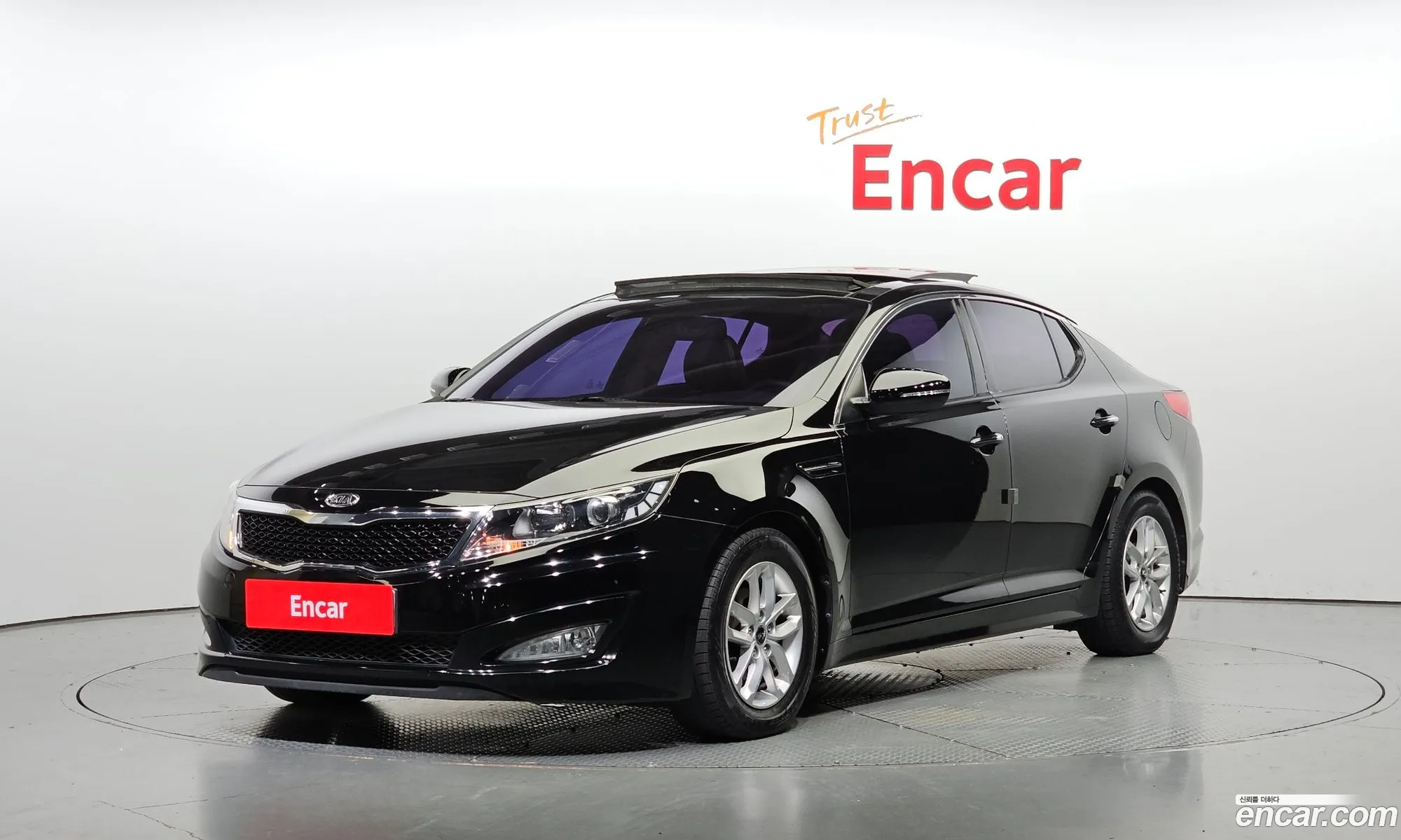 Kia K5 I 20 Deluxe 2011 - фотография 12412256