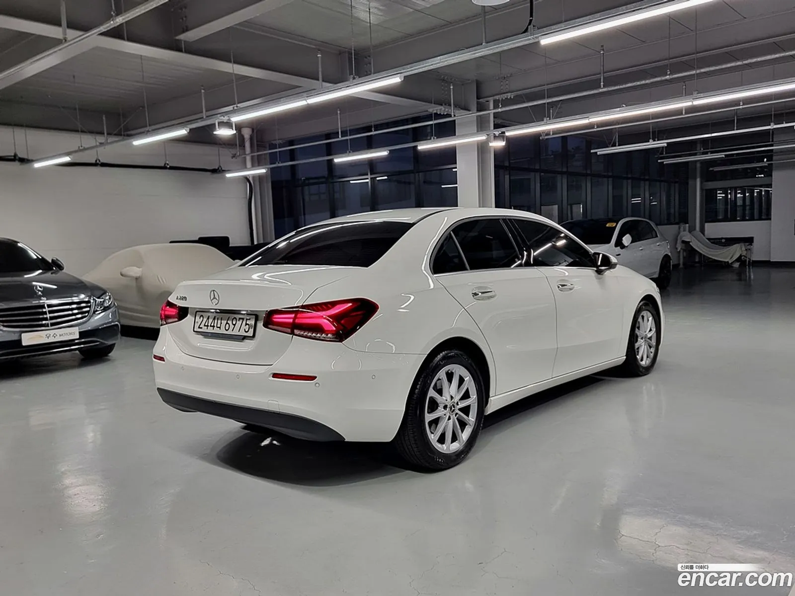 Mercedes-Benz A-Klasse Iv W177 A220 Sedan 2020 - фотография 12656345