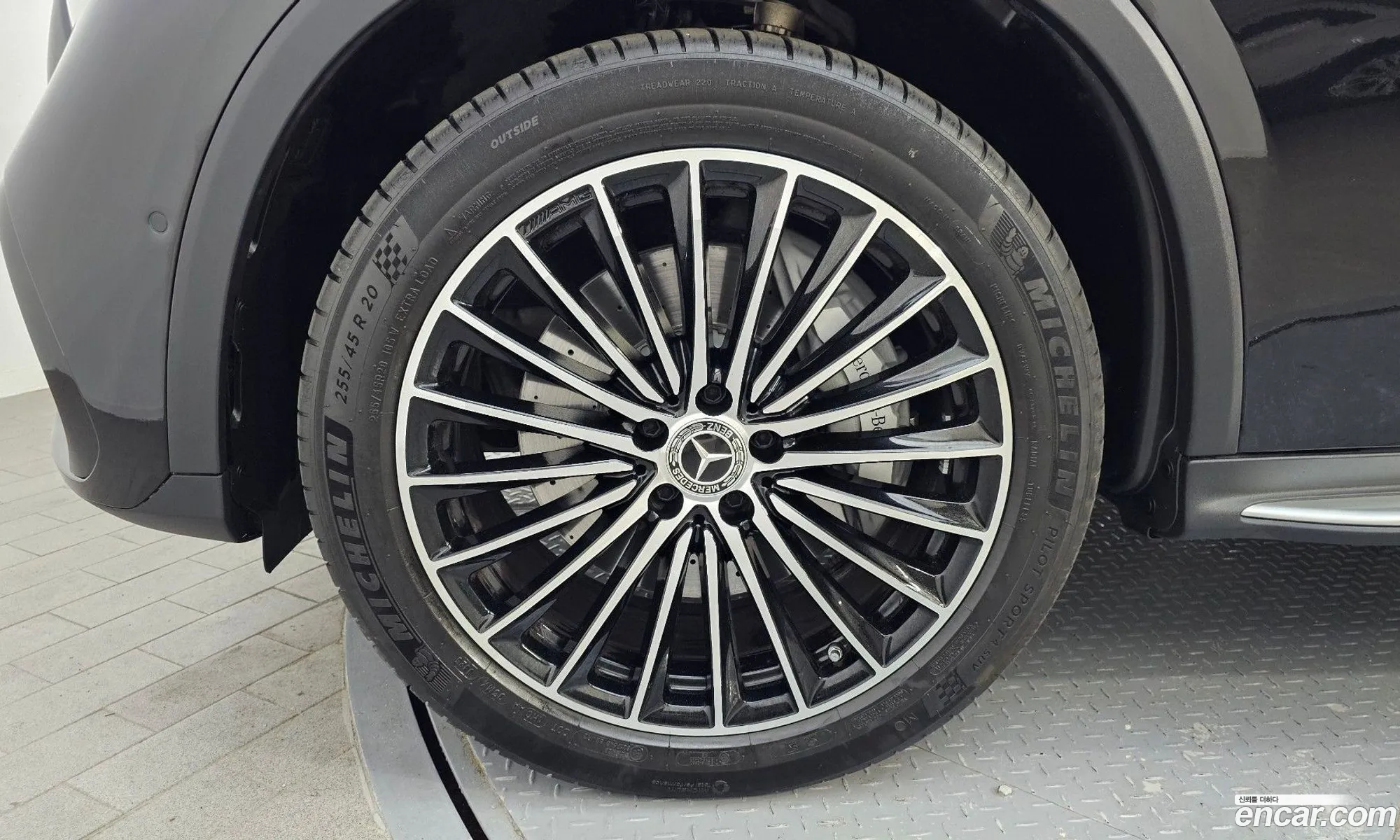 Mercedes-Benz Glc Glc300 4Matic 2023 - фотография 12819690